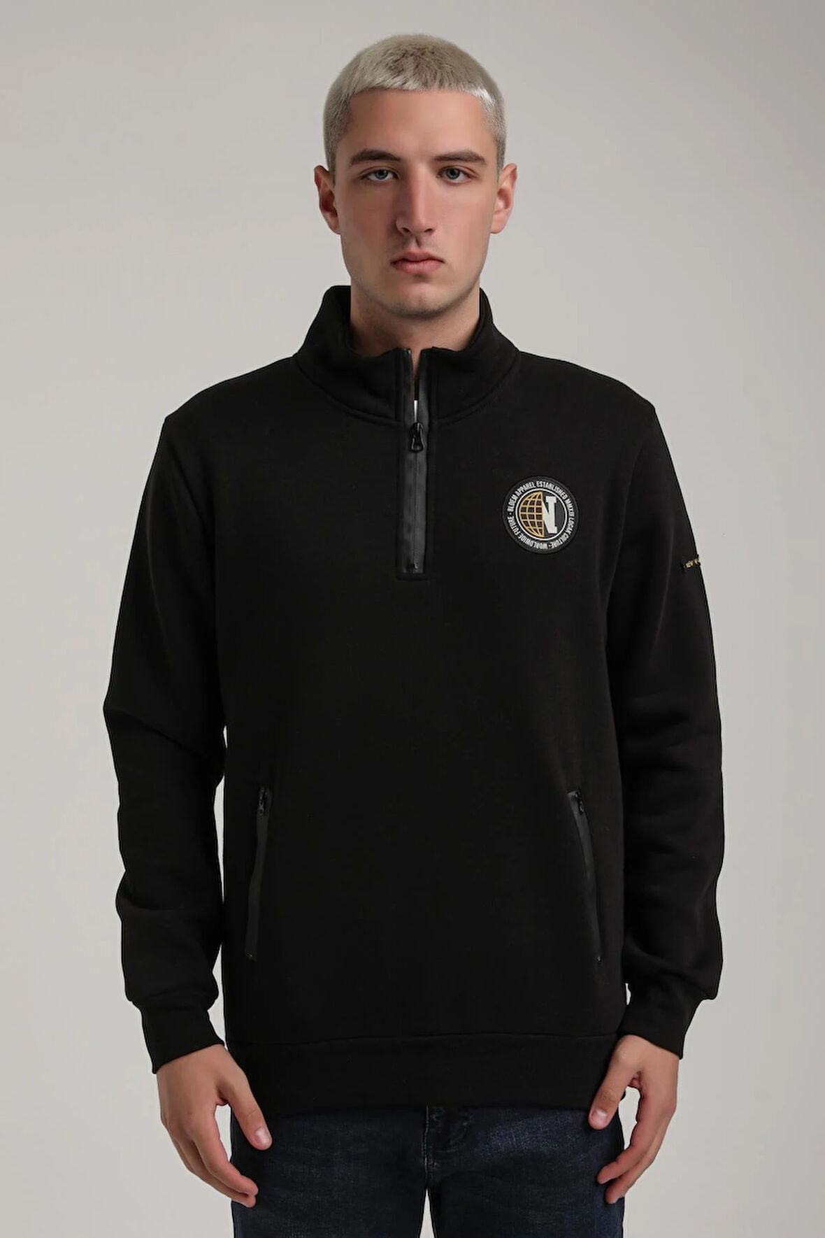 Dik Yaka Siyah Slim Fit Full-Zip Sweatshirt 24FWM64083