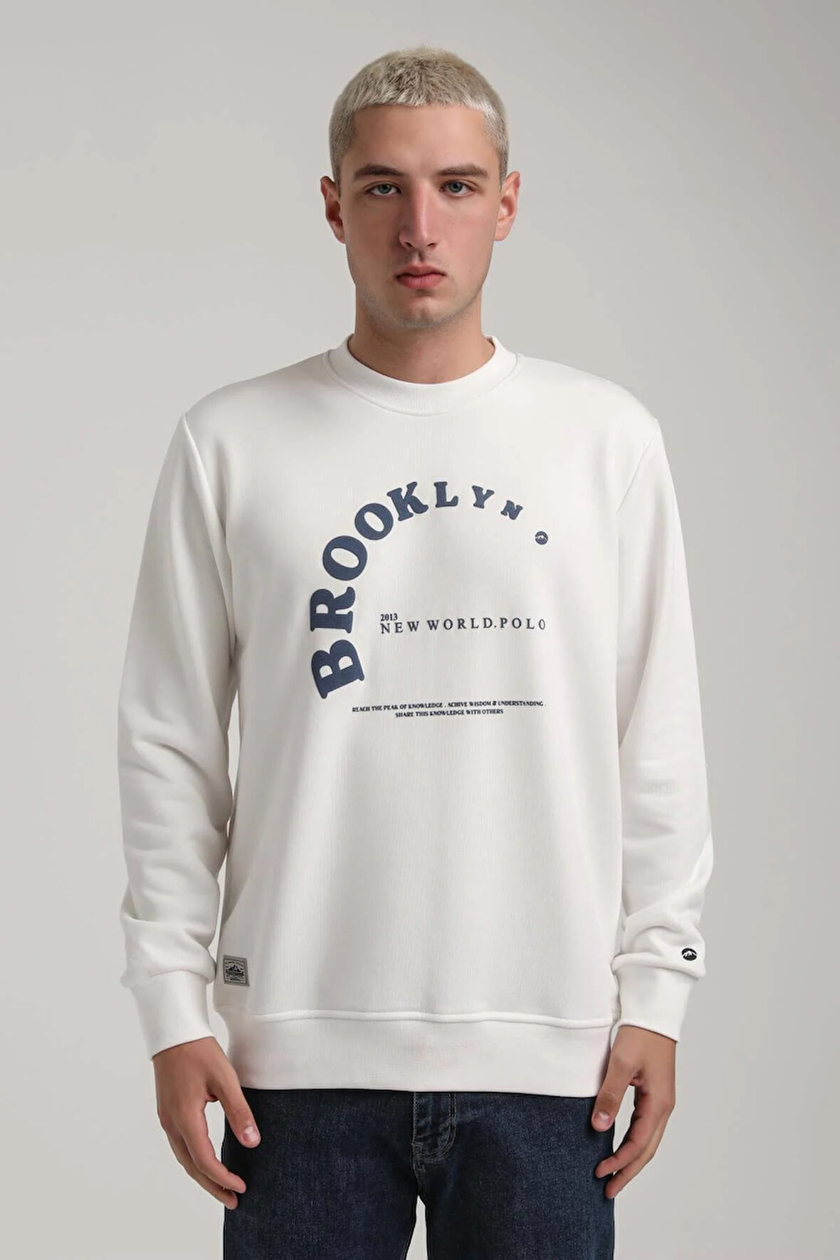 Bisiklet Yaka Ekru Slim Fit Sweatshirt 24FWM60172