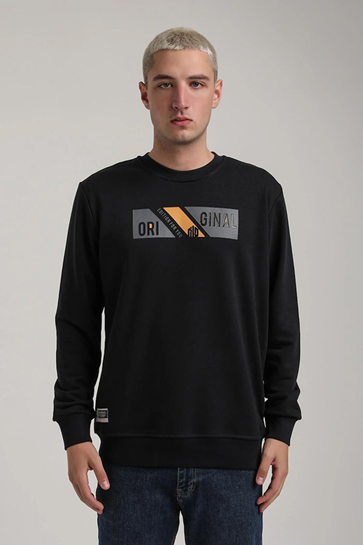 Bisiklet Yaka Lacivert Slim Fit Sweatshirt 24FWM60184