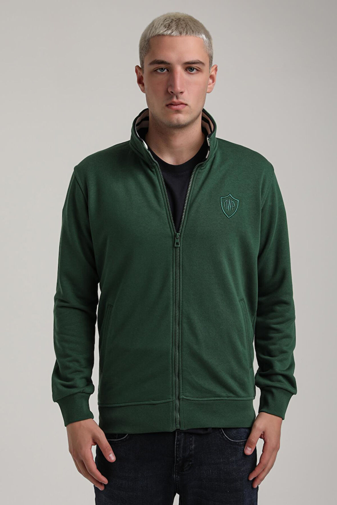 Dik Yaka Yeşil Slim Fit Sweatshirt 24FWM60196