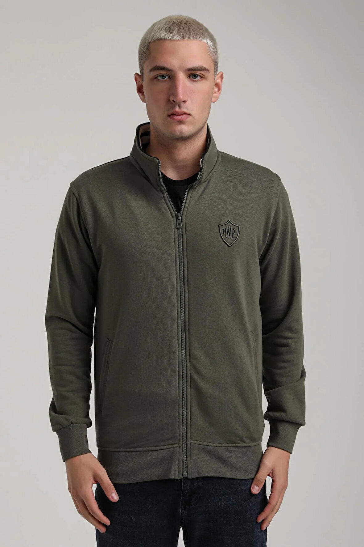 Dik Yaka Haki Slim Fit Sweatshirt 24FWM60196