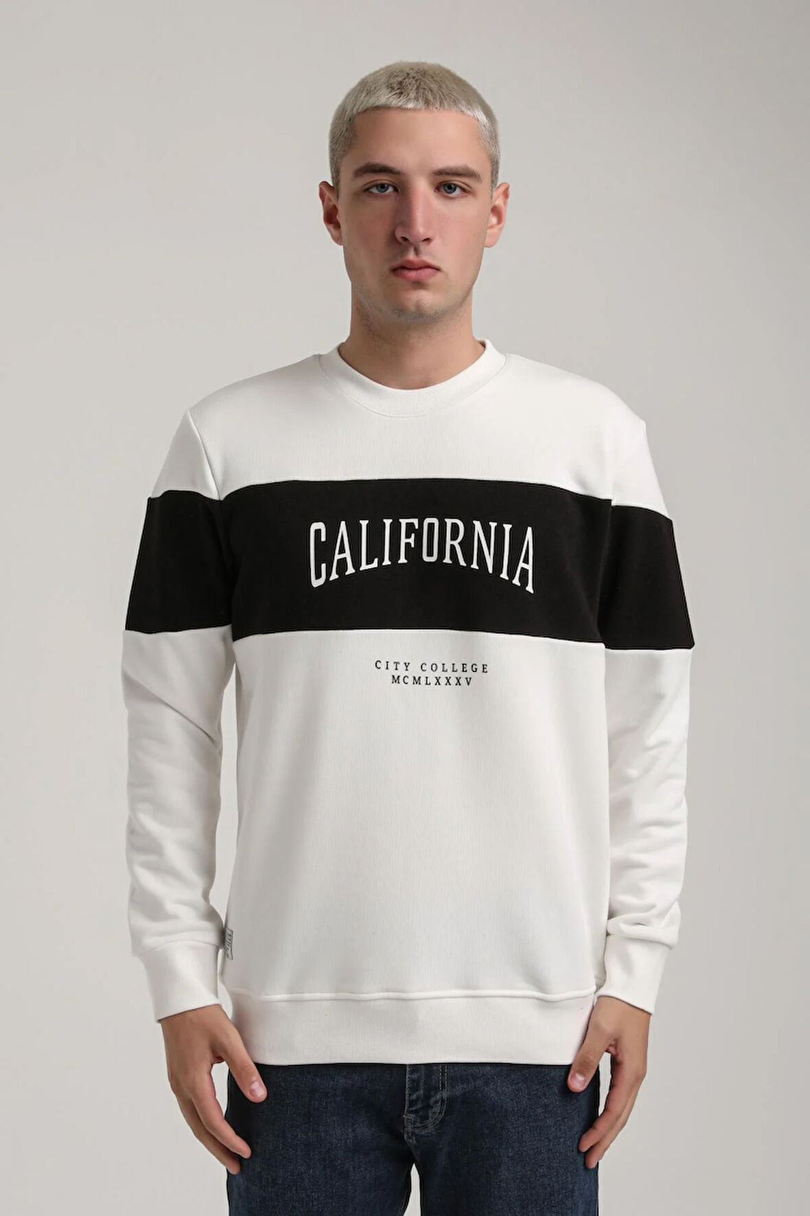 Bisiklet Yaka Ekru Slim Fit Sweatshirt 24FWM60203