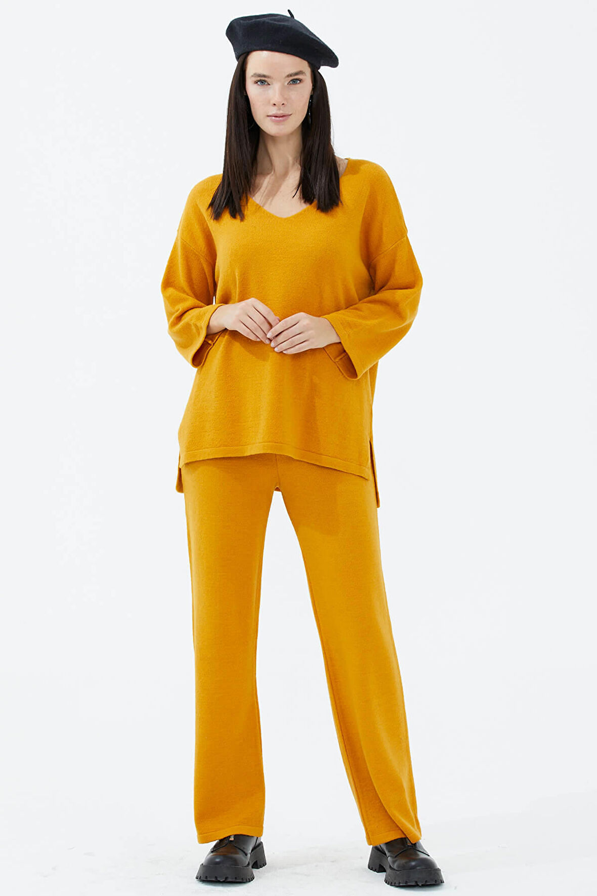 V Yaka İkili Triko Takım  - Güneş