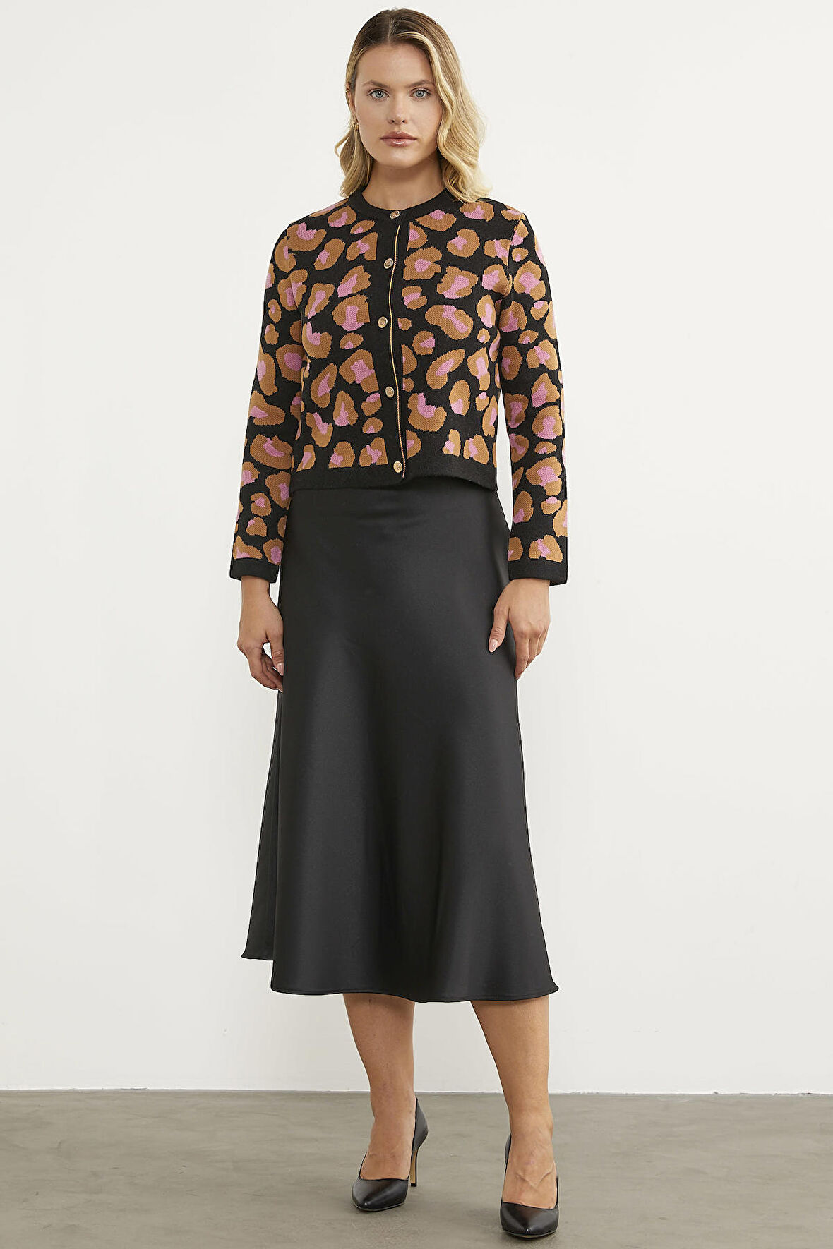 Leopar Desenli Triko Hırka - Siyah