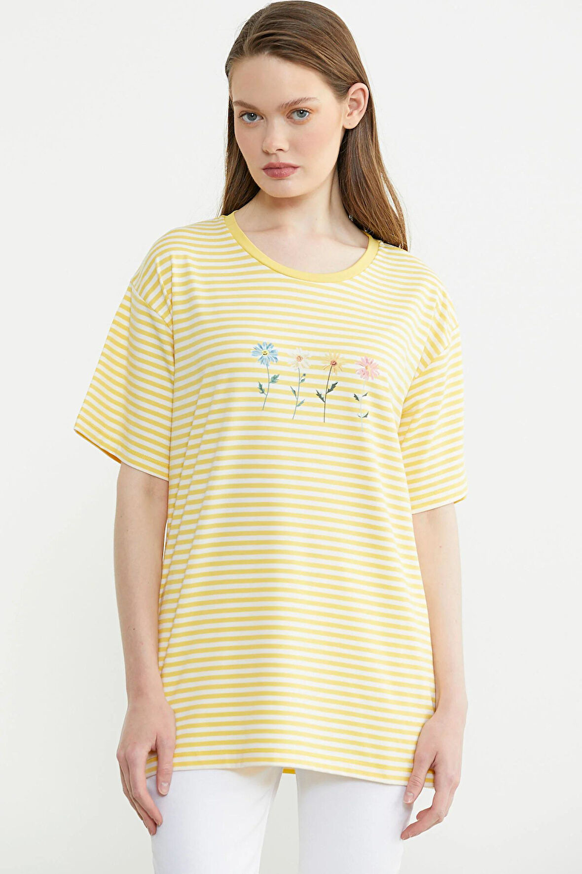 25Y2231-60083 SEMENTA ÇİZGİLİ NAKIŞ DETAYLI TSHIRT