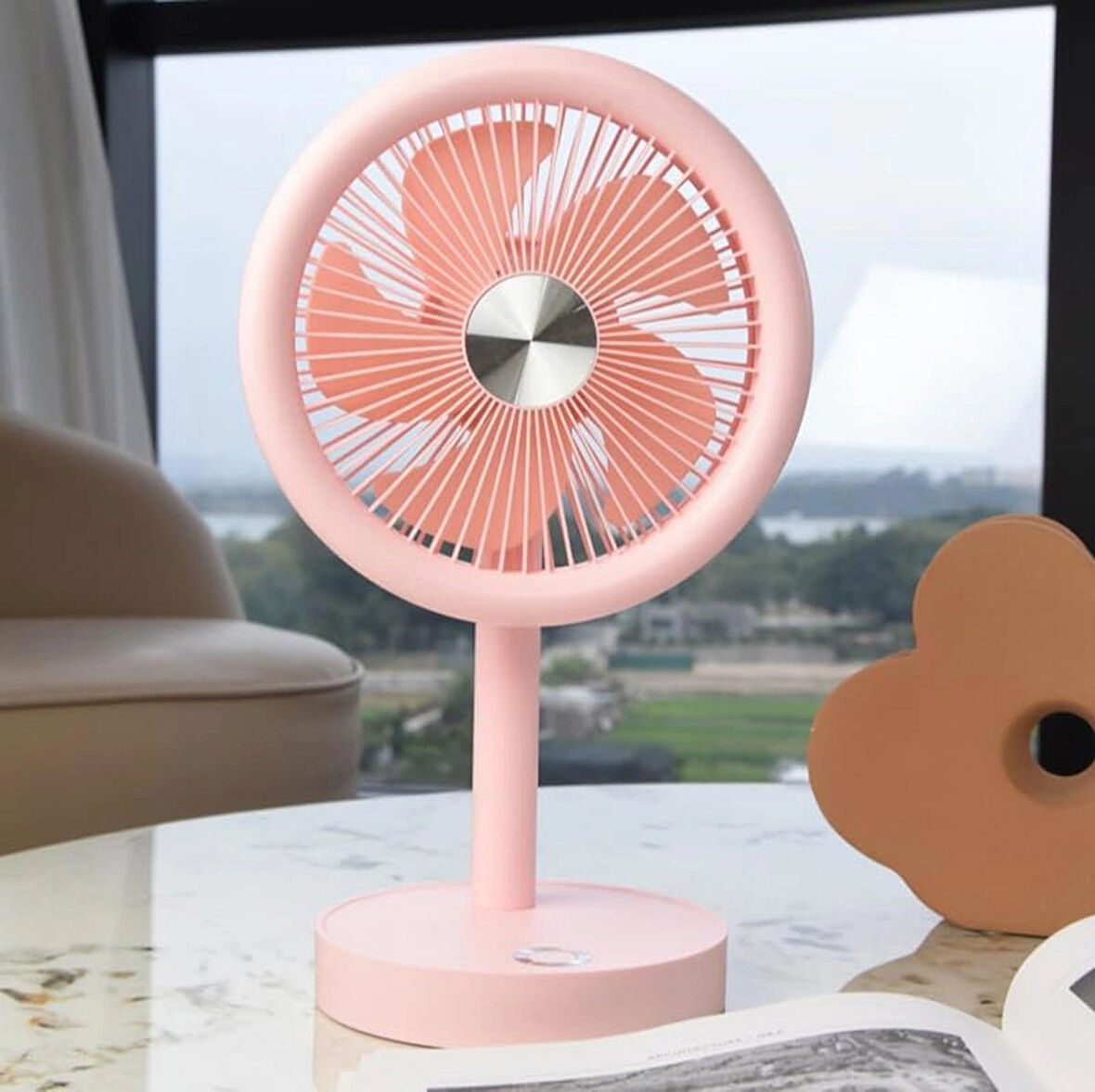 Taşınabilir Mini USB Fan Evde Ofiste Masaüstü 4 Kademeli Dönebilen Başlıklı Lityum Şarj Edilebilir Mini Vantilatör Soğutucu 30cm Mini Fan YS2283 - Pembe