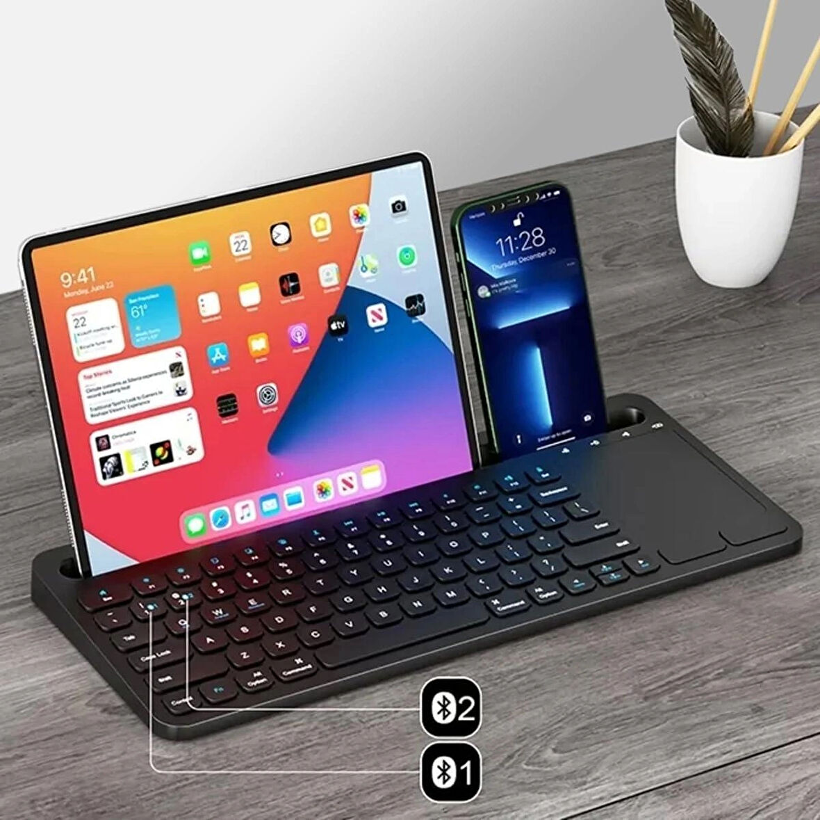 Coverzone Şarjlı Bluetooth TouchPad Klavye Dual Bağlantı iPad Pro 12.9 Uyumlu Hızlı ve Kolay Kablosuz Bağlantı Tablet ve Telefon ile Kullan Türkçe Q Klavye ZR731