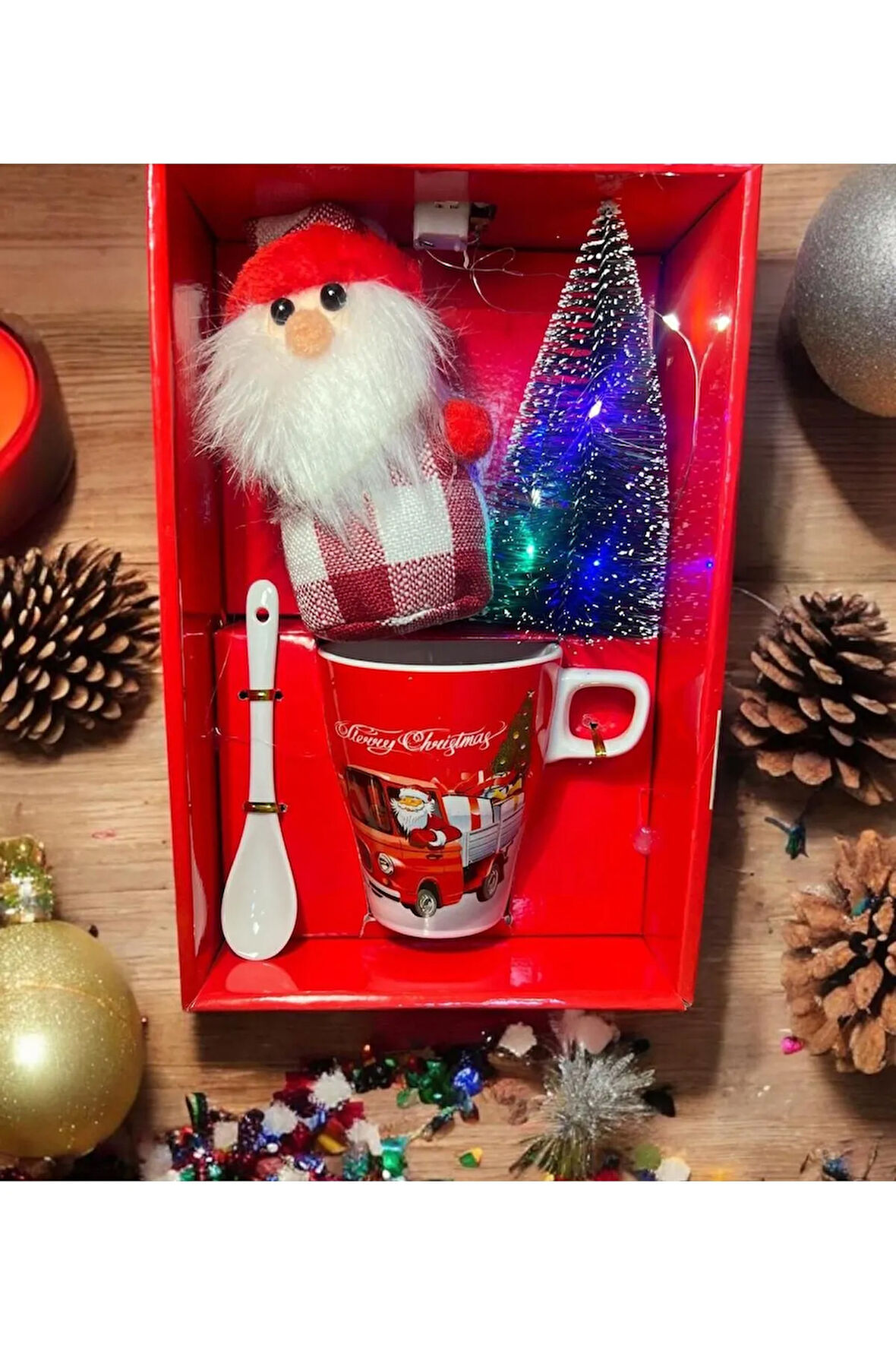 Hediyelik Seramik Rgb Işıklı Çam Ağacı Noel Baba Yılbaşı konseptli Kupa Mug Bardak Seti