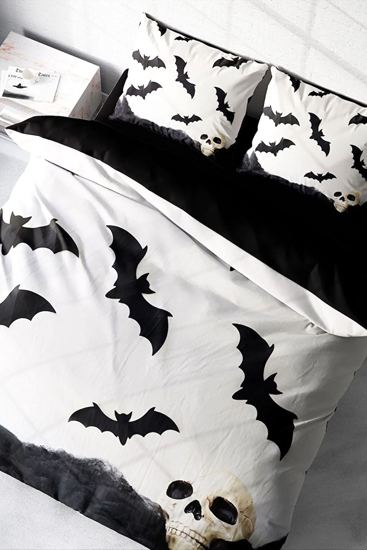 Lastikli Çarşaflı %100 Pamuk Saten Çift Kişilik Nevresim Takımı Yarasa