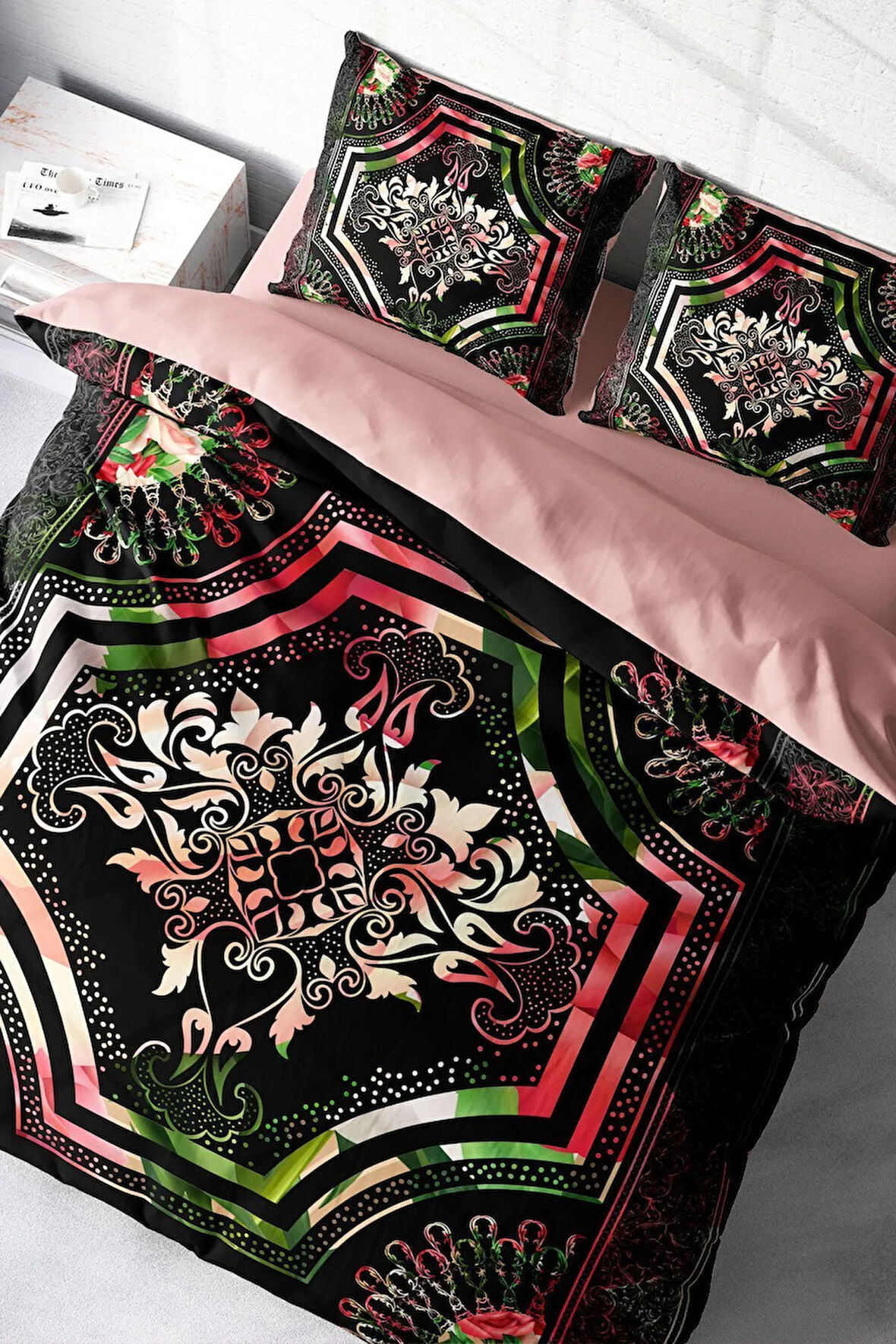 Lastikli Çarşaflı %100 Pamuk Saten Çift Kişilik Nevresim Takımı Roses Pattern