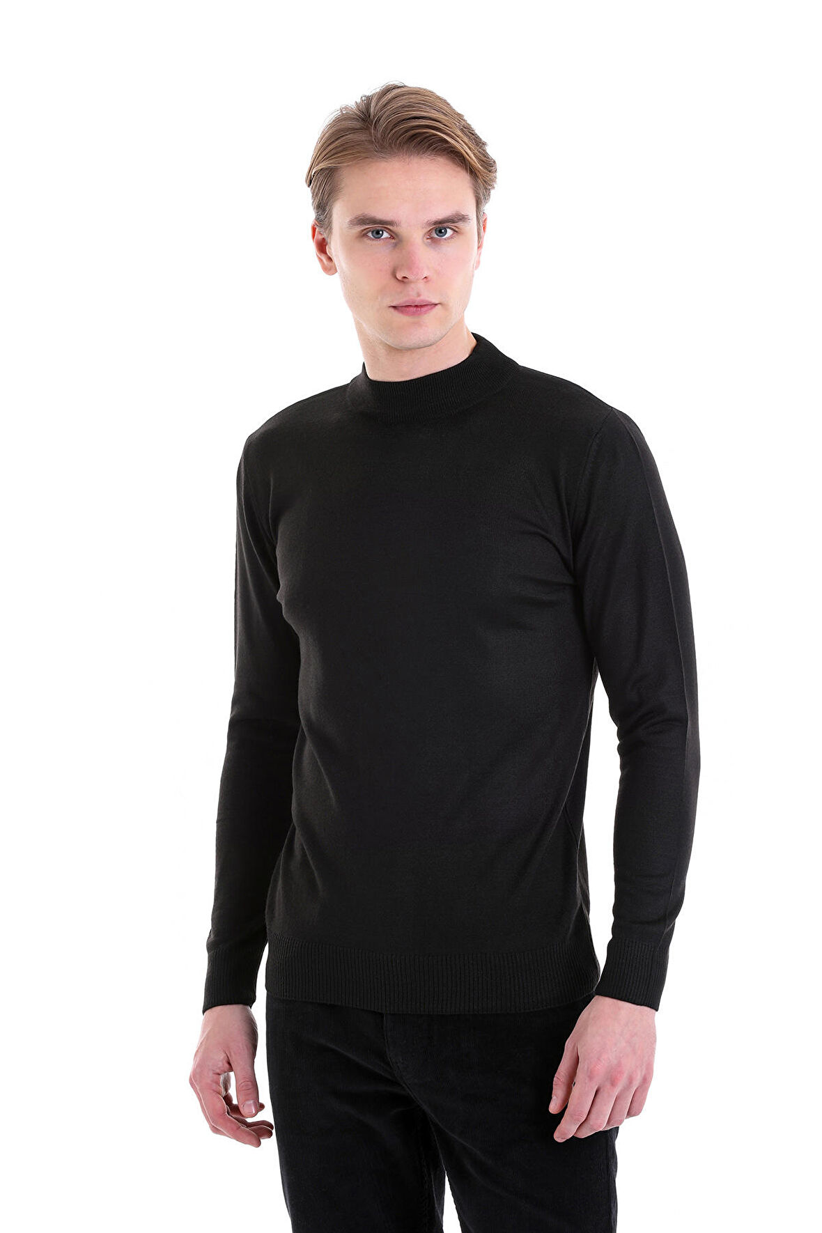 SİYAH Regular Fit Düz Yarım Balıkçı Yaka Triko Yün Kazak