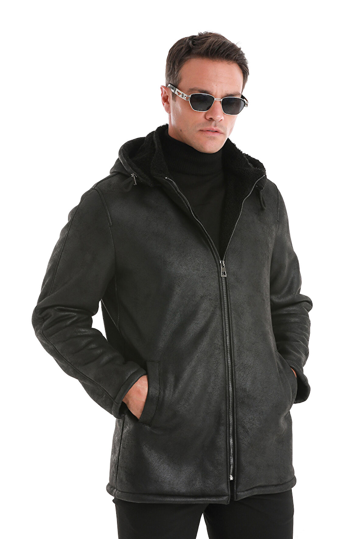 Siyah Slim Fit Hakim Yaka Kapüşonlu Basic Deri Kaban | S
