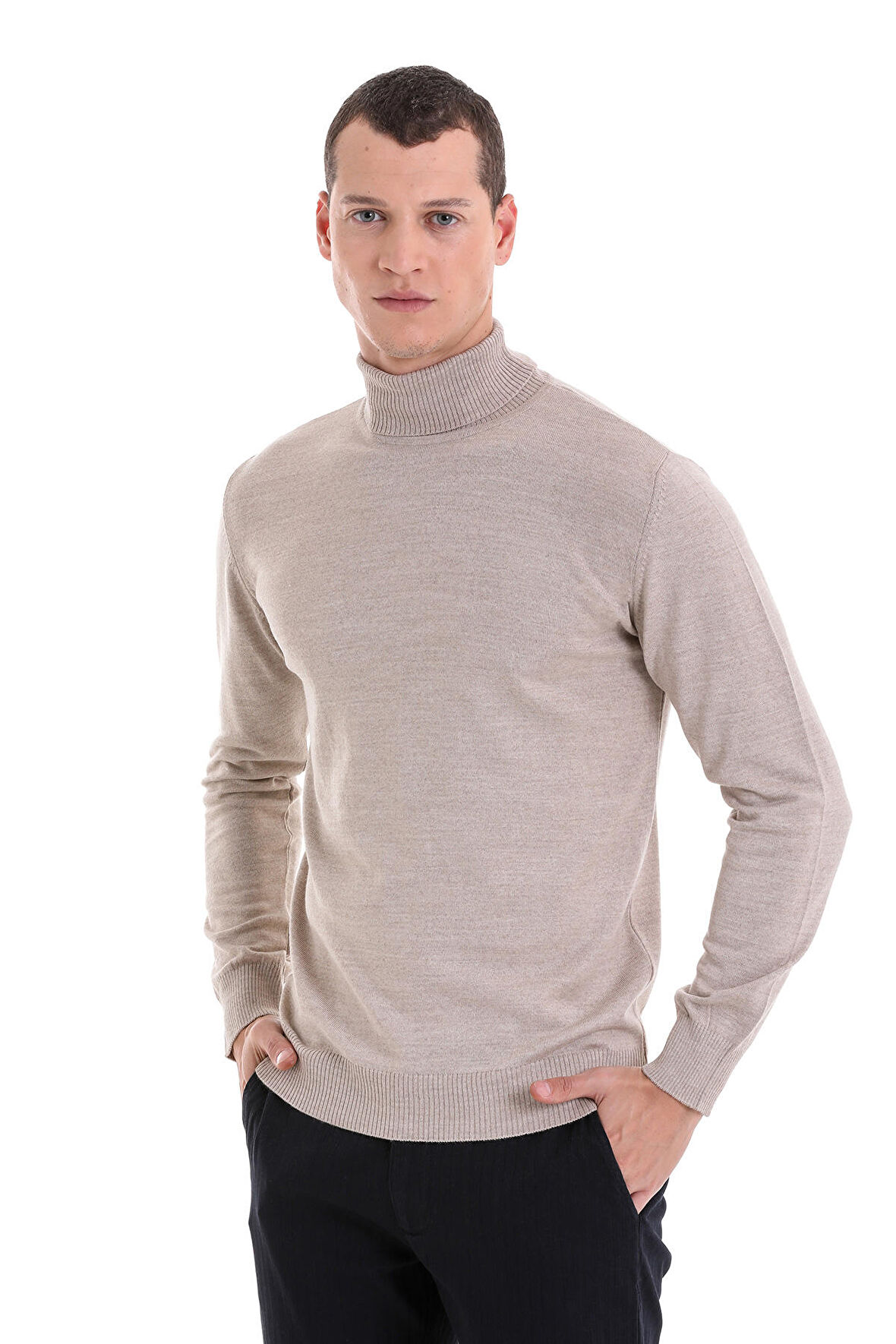 Bej Regular Fit Düz Balıkçı Yaka Yünlü Triko Kazak | L