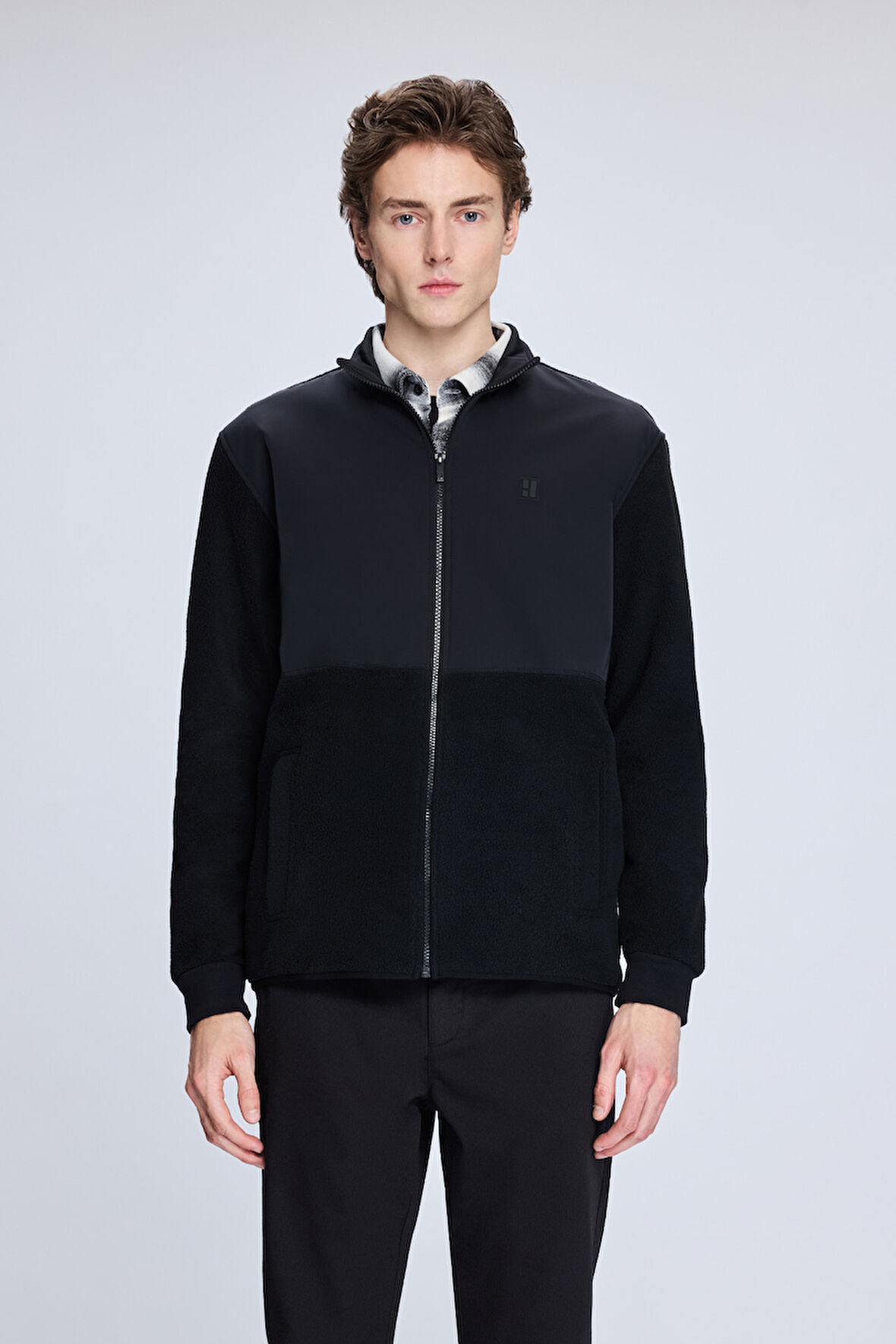 Siyah Regular Fit Hakim Yaka Baharlık Mont | XL