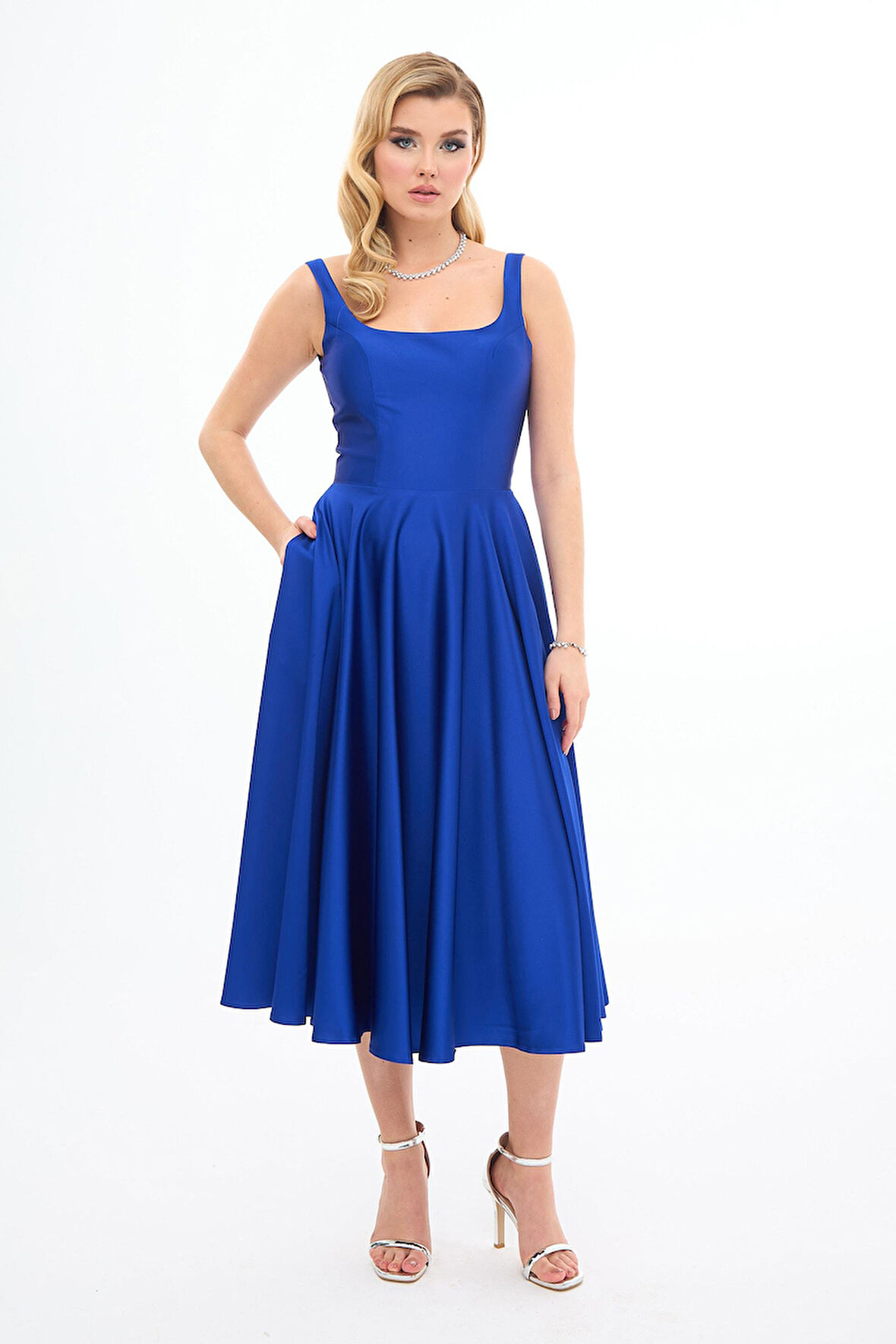 Carmen Kadın Sırt Dekolteli Midi Saten Abiye Elbise 58131 Saks