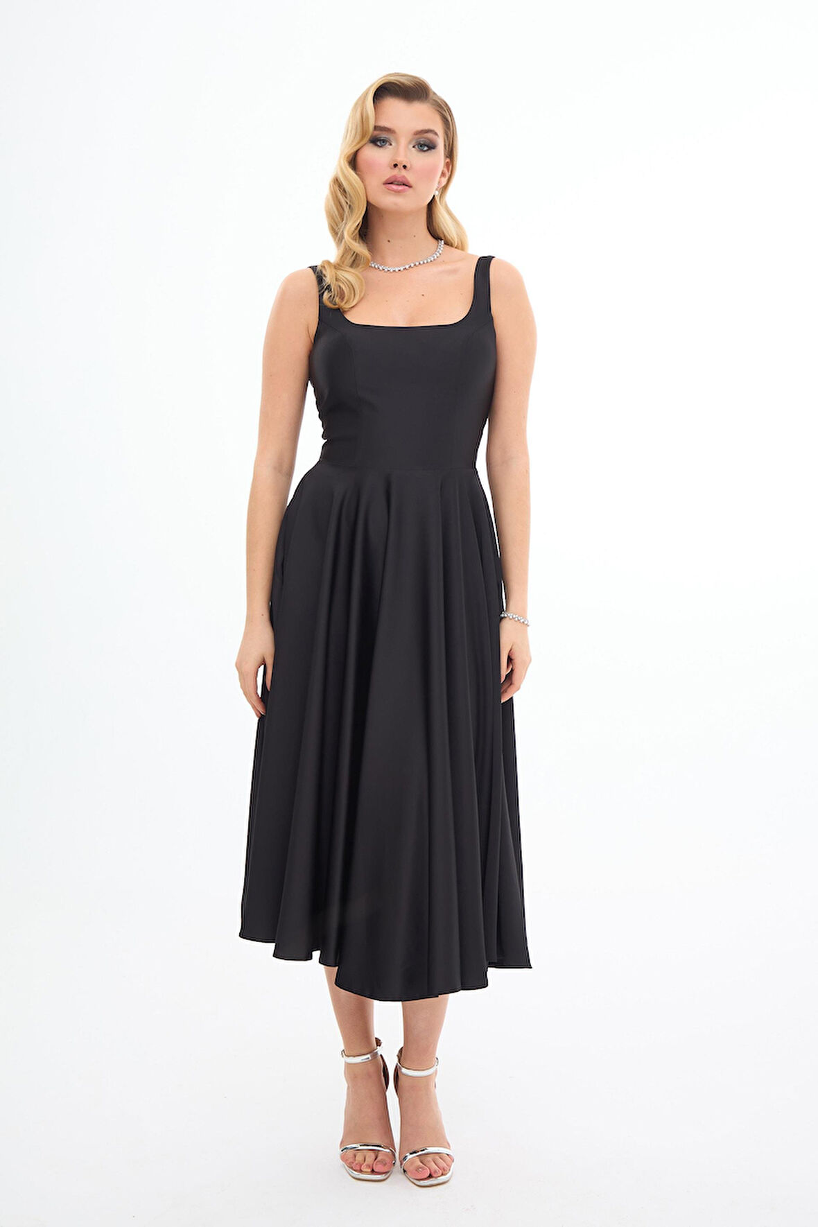  ELBISE MIDI SIRTI ACIK	