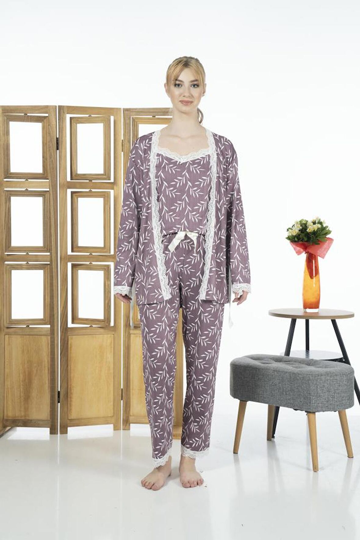 Estiva Kadın 3 Parça Sabahlıklı Desenli Likra Viskon Pijama Takımı - Mor