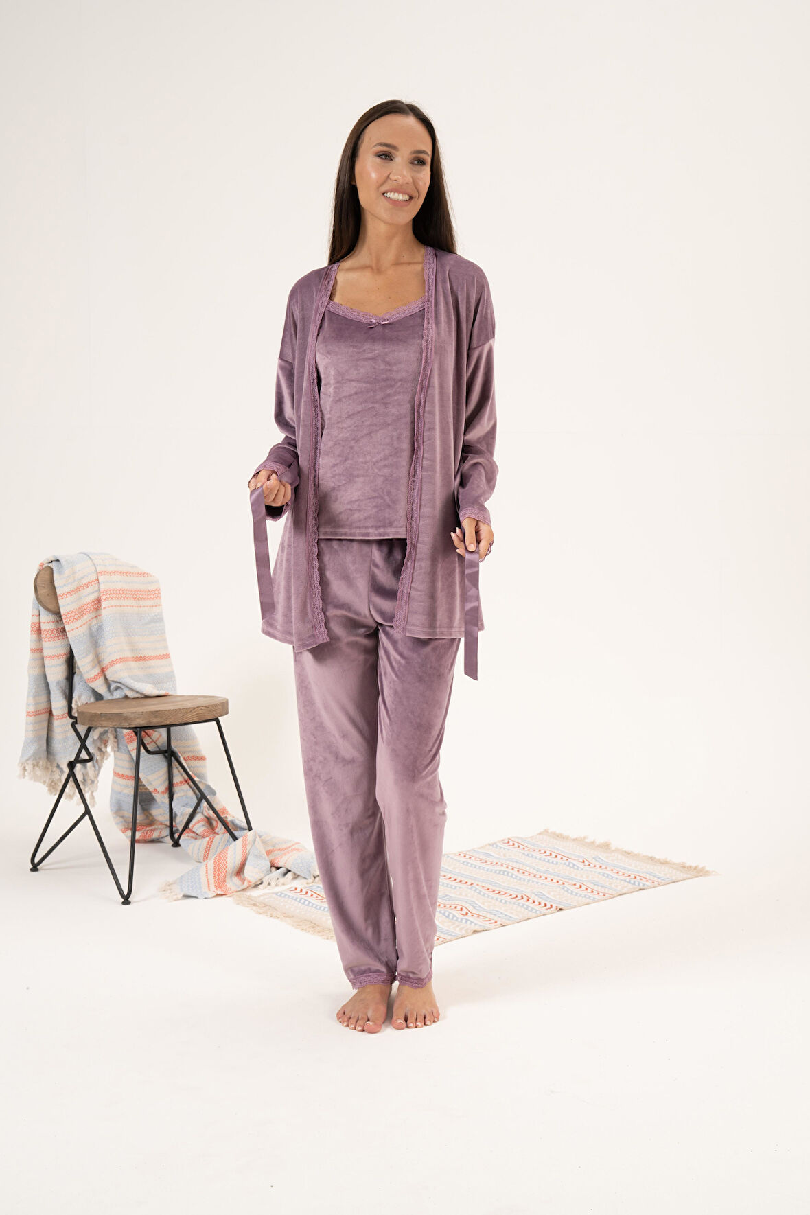 Kadın Kışlık 3 Parça Sabahlıklı Kadife Pijama Takımı
