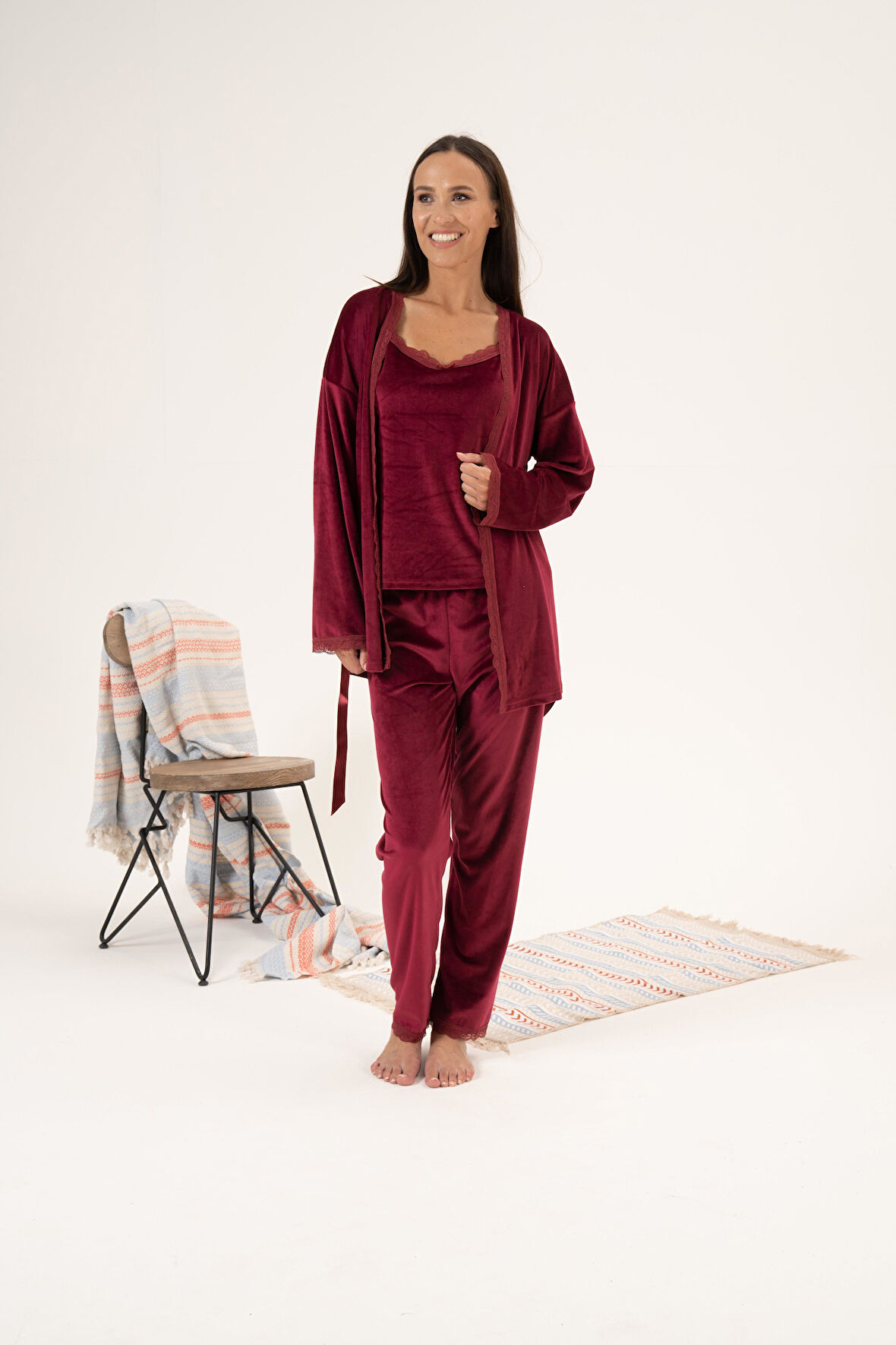 Kadın Kışlık 3 Parça Sabahlıklı Kadife Pijama Takımı