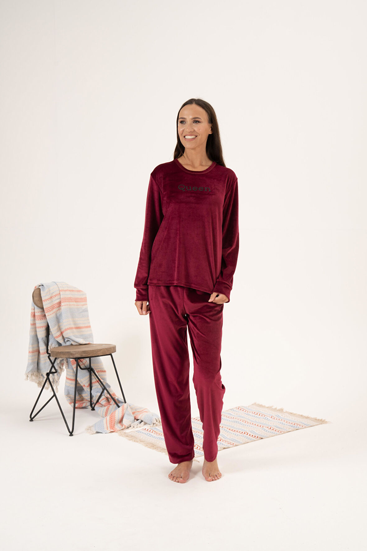 Kadın Kışlık Queen Kadife Pijama Takımı