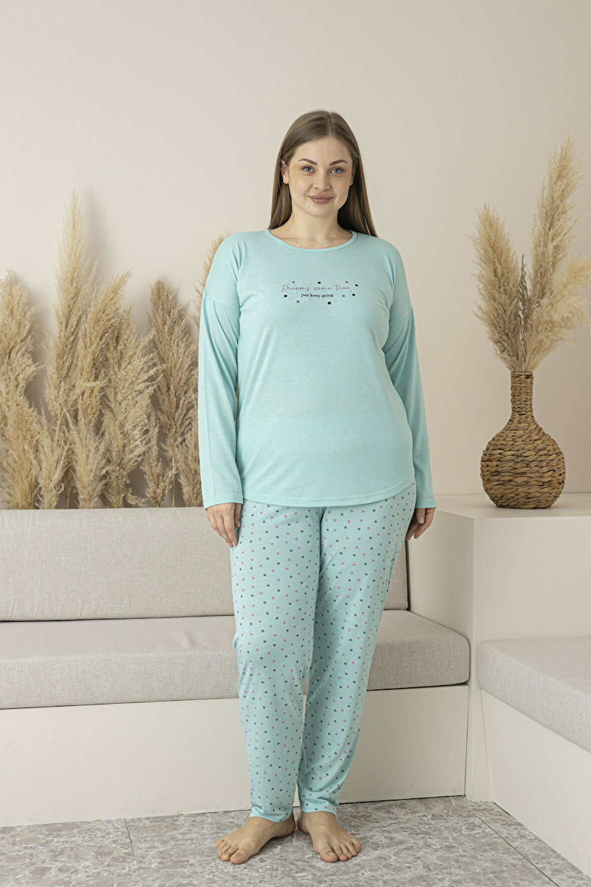 Kadın Yazlık Puantiyeli Uzun Kollu Viskon Battal Pijama Takımı