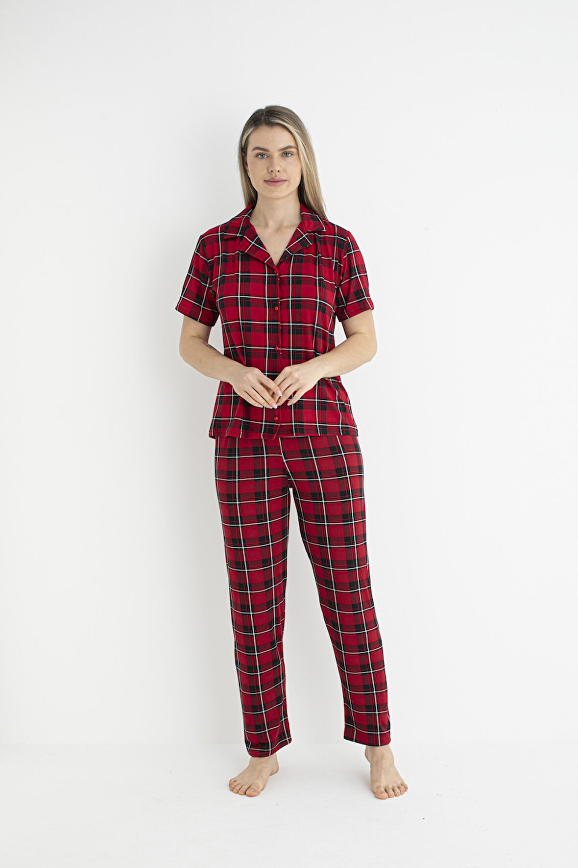 Kadın Yazlık Kareli Önden Düğmeli Kısa Kollu Soft Pijama Takımı - Kırmızı