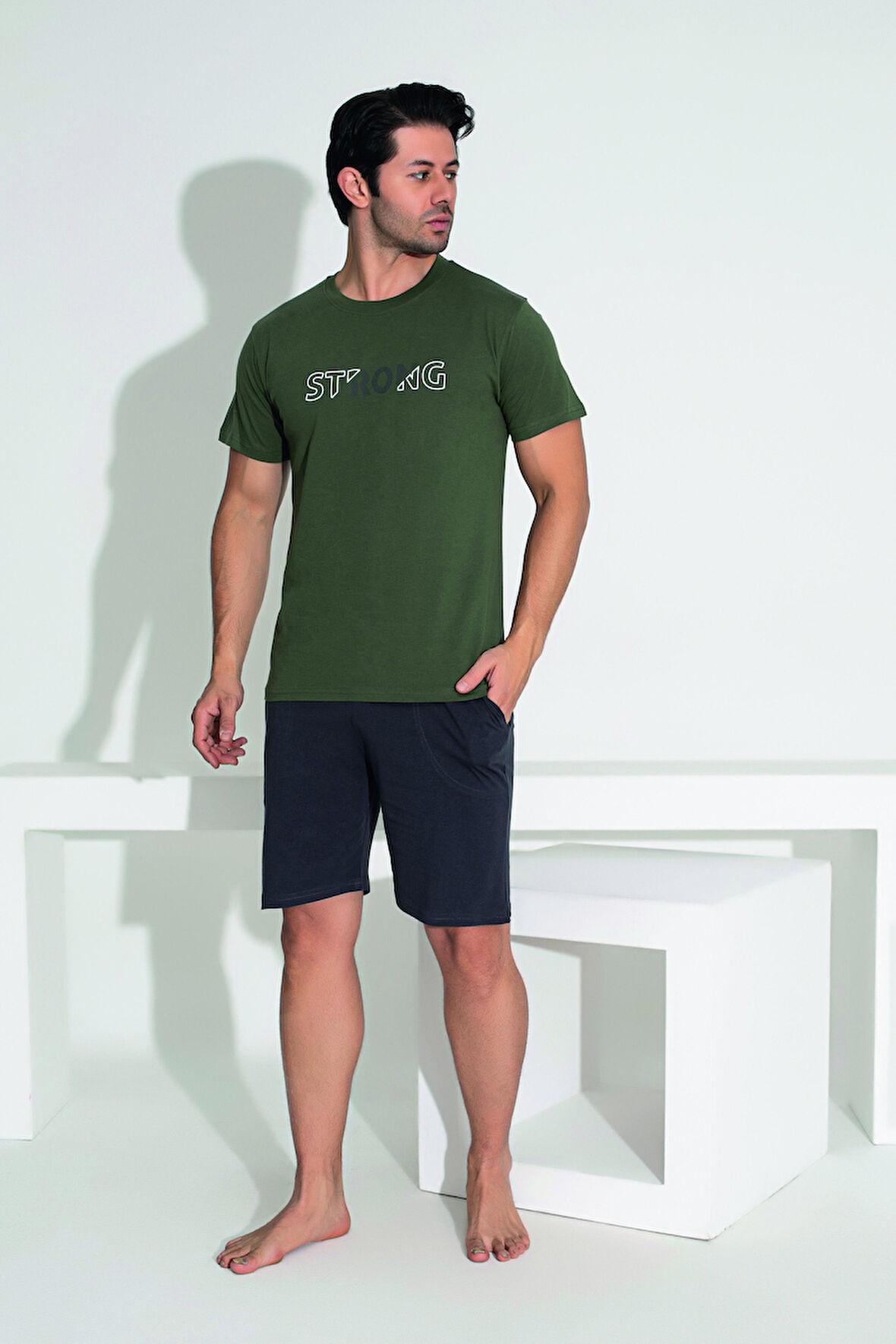Erkek Yazlık Strong Baskılı Kısa Kollu Şortlu Penye Pijama Takımı