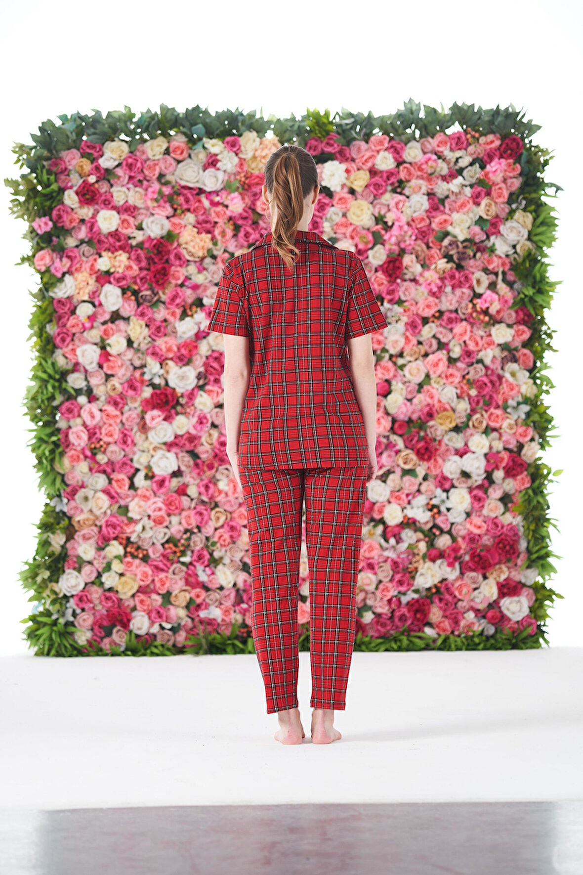 Kadın Yazlık Kareli Önden Düğmeli Kısa Kollu Penye Lycra Pijama Takımı