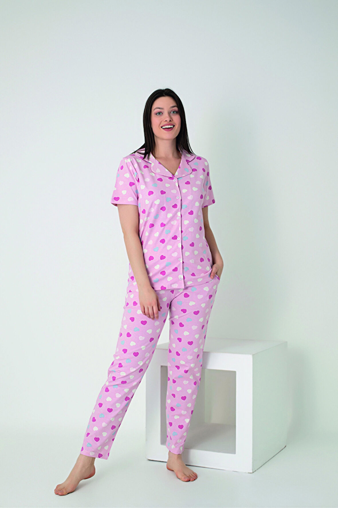 Kadın Yazlık Kalpli Önden Düğmeli Kısa Kollu Penye Lycra Pijama Takımı
