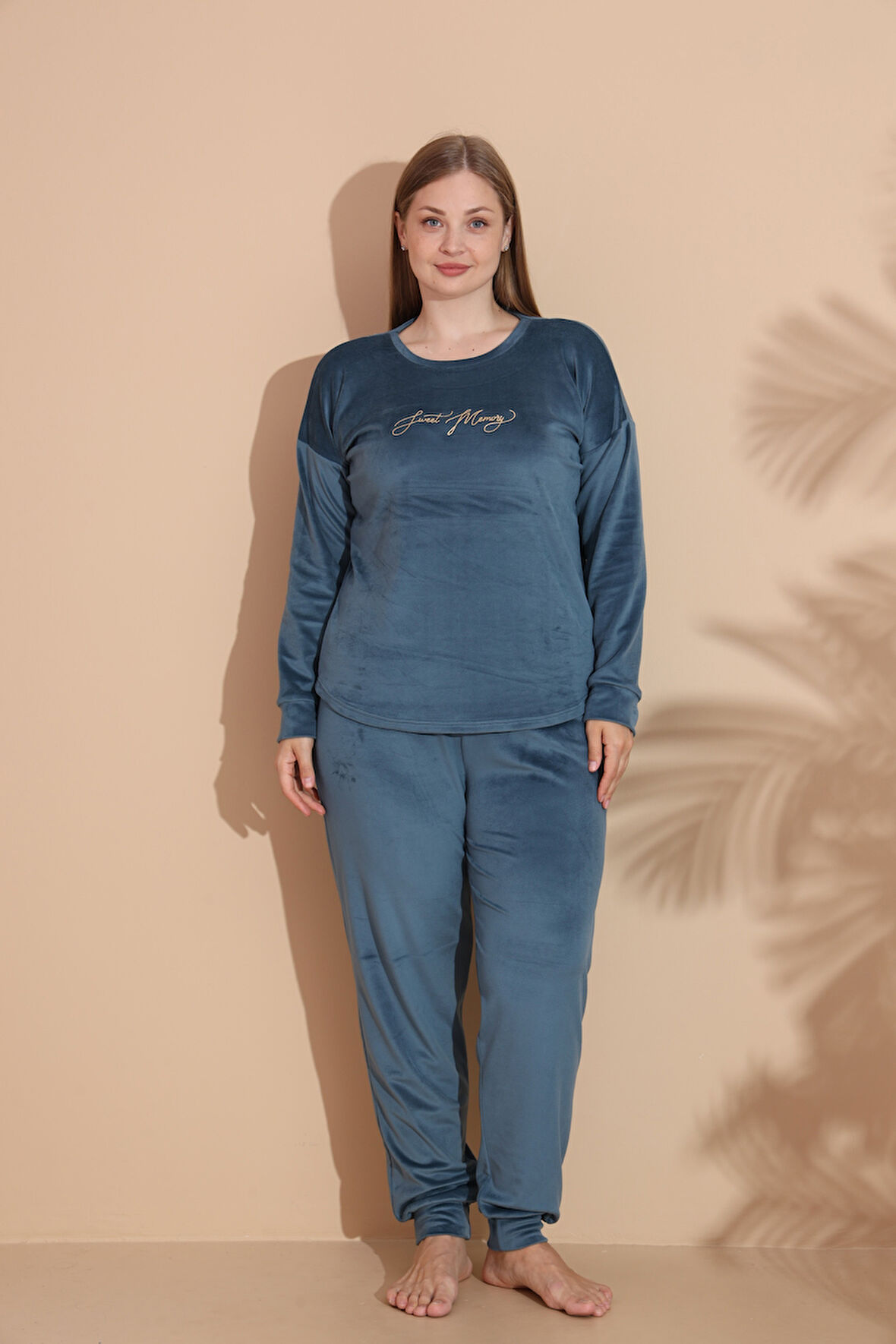 Kadın Kışlık Kadife Battal Pijama Takımı