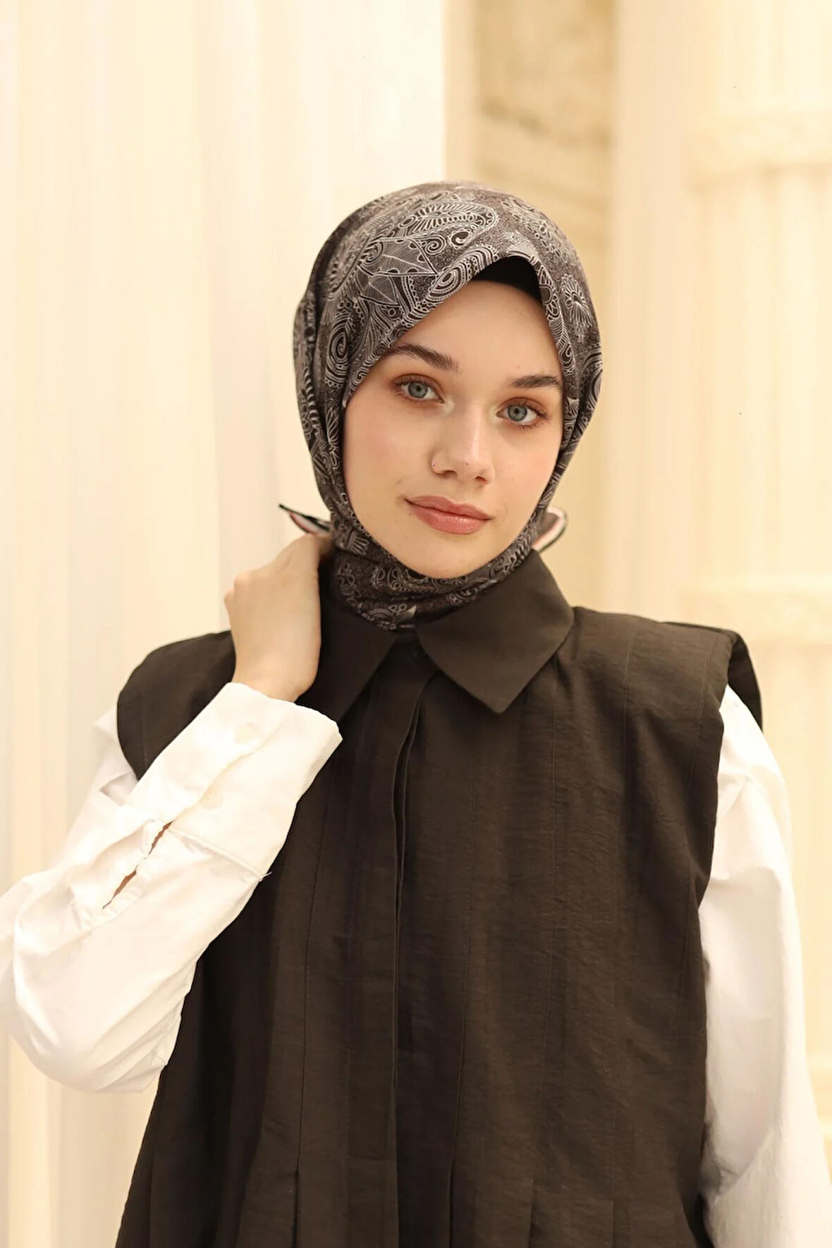 Silk Home Soft Eşarp 48801 Siyah Karışık Desen 
