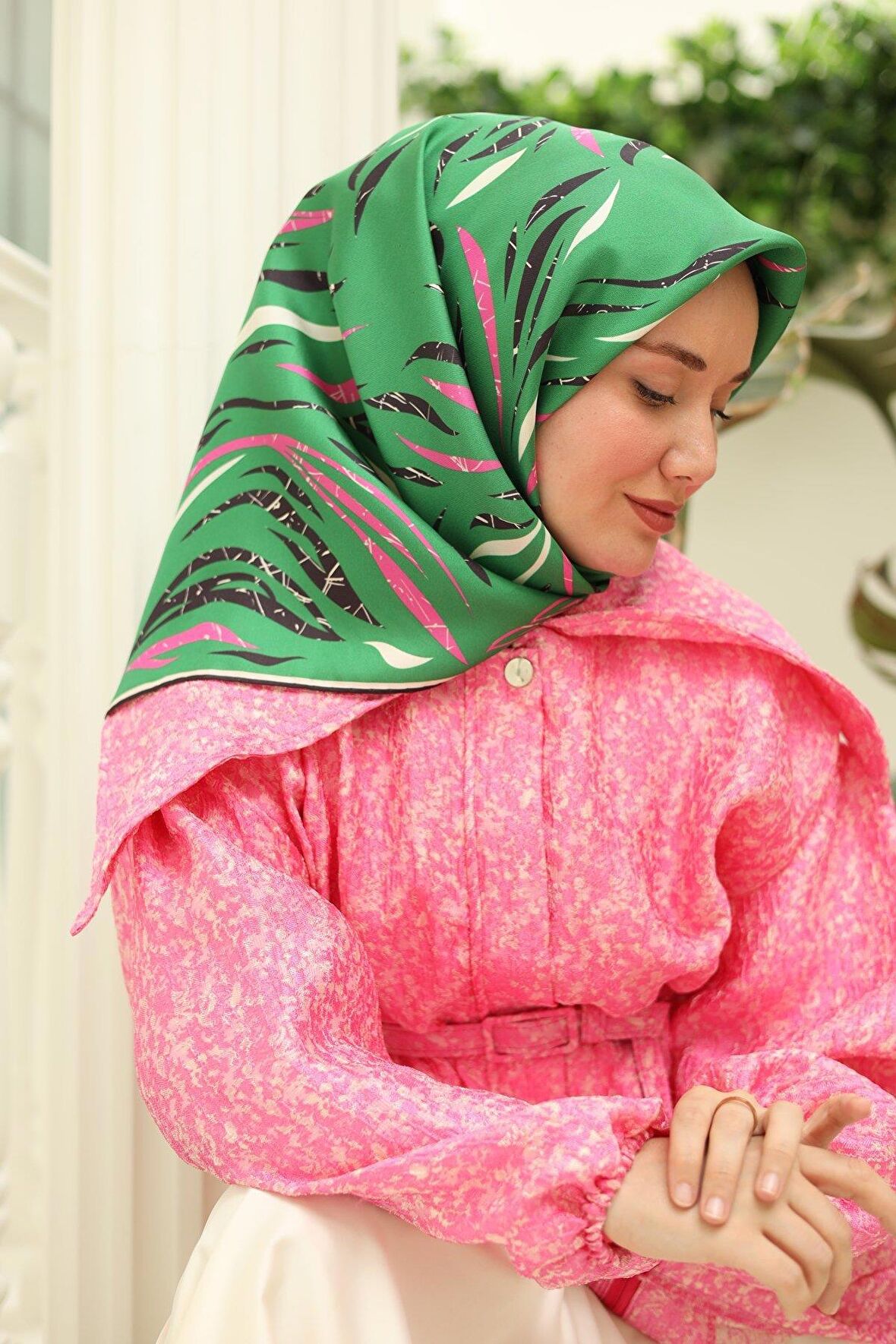 Silk Home Yeşil Pembe Desenli Tivil İpek Eşarp 11432-58