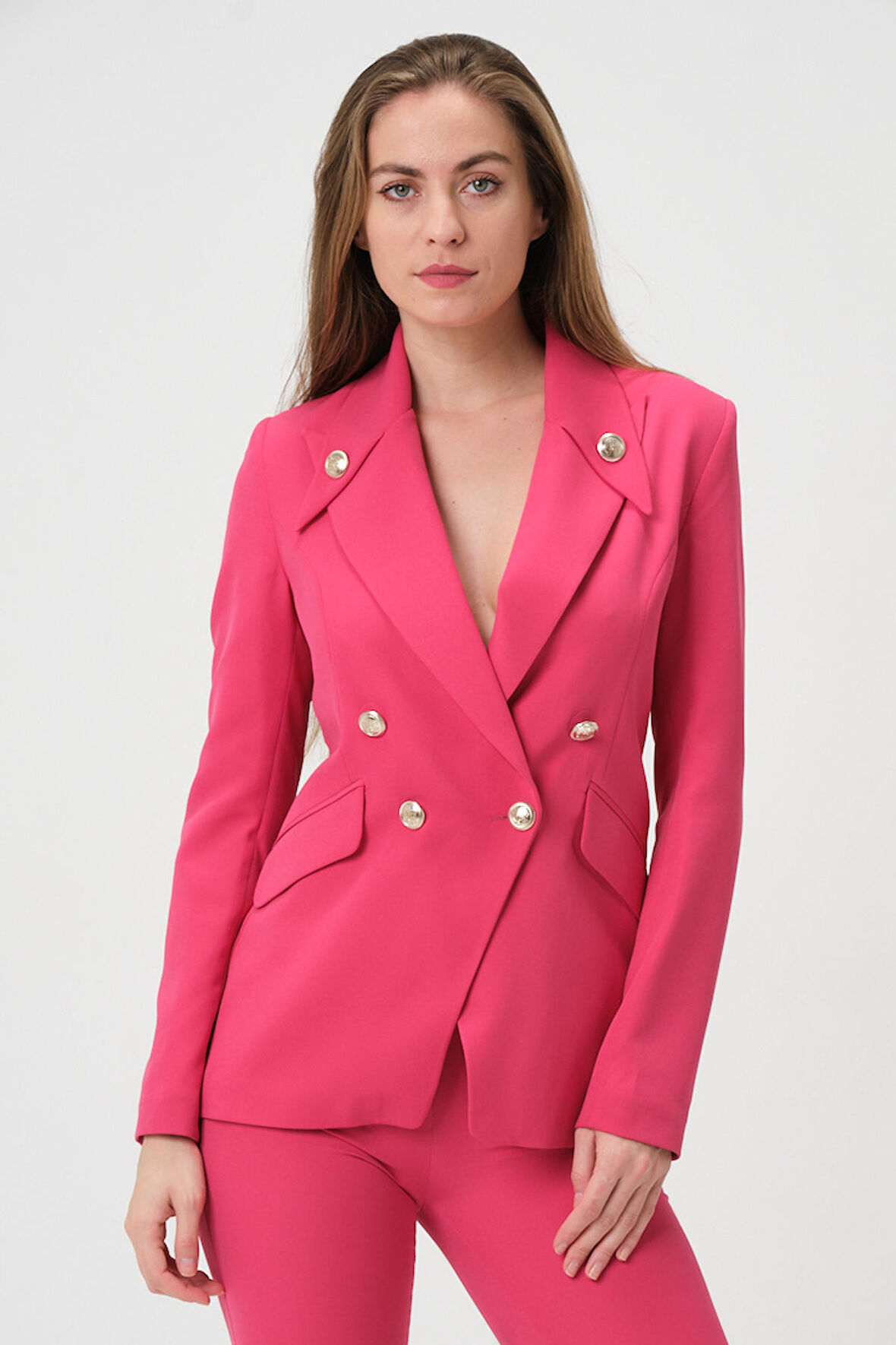 Yakası Düğmeli Blazer