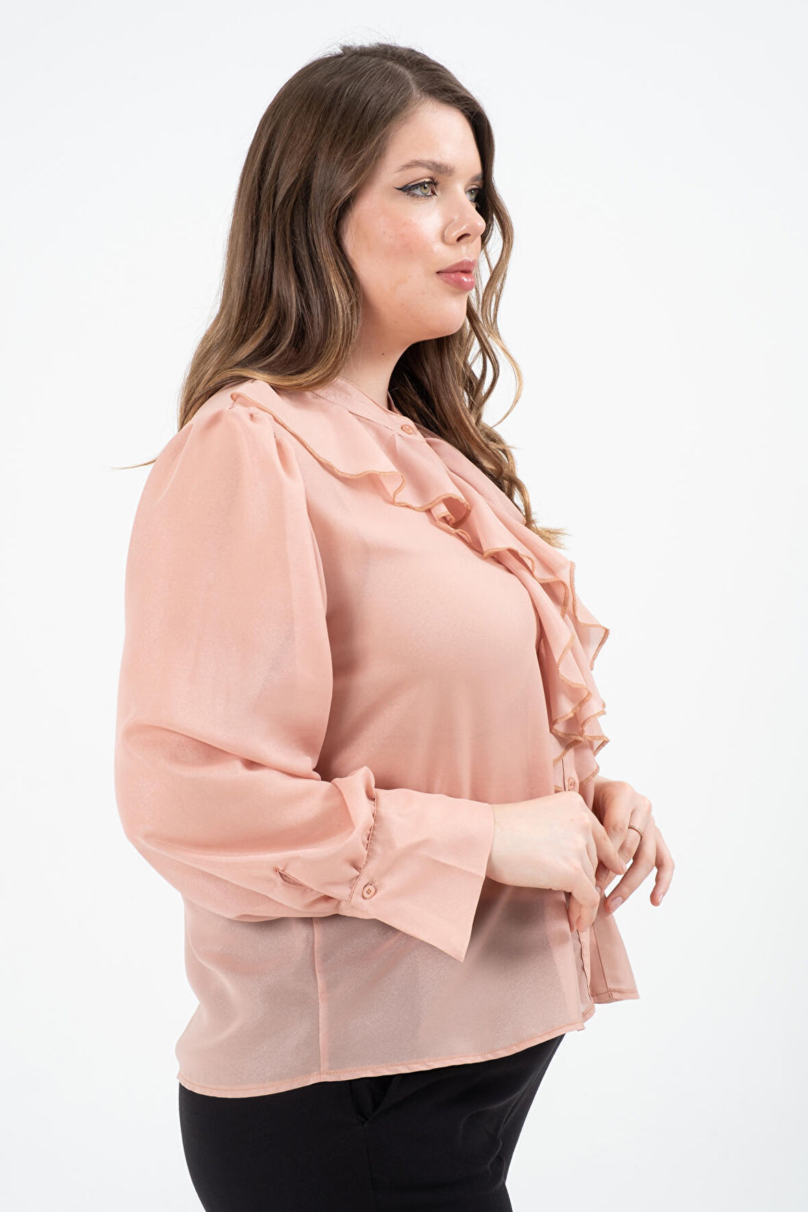 Büyük Beden Yakası Volanlı Gömlek