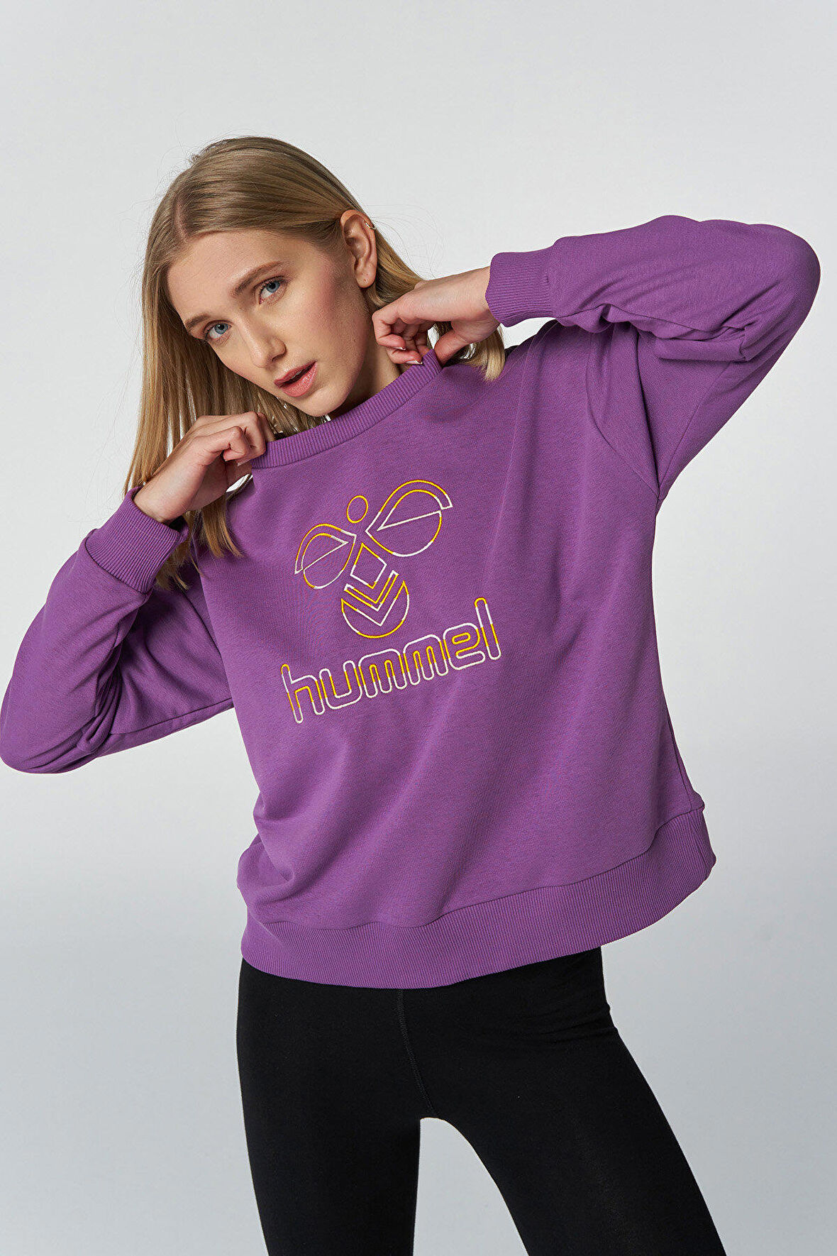Hummel Hortensia Kadın Siyah Bisiklet Yaka Sweatshirt 921689-3607