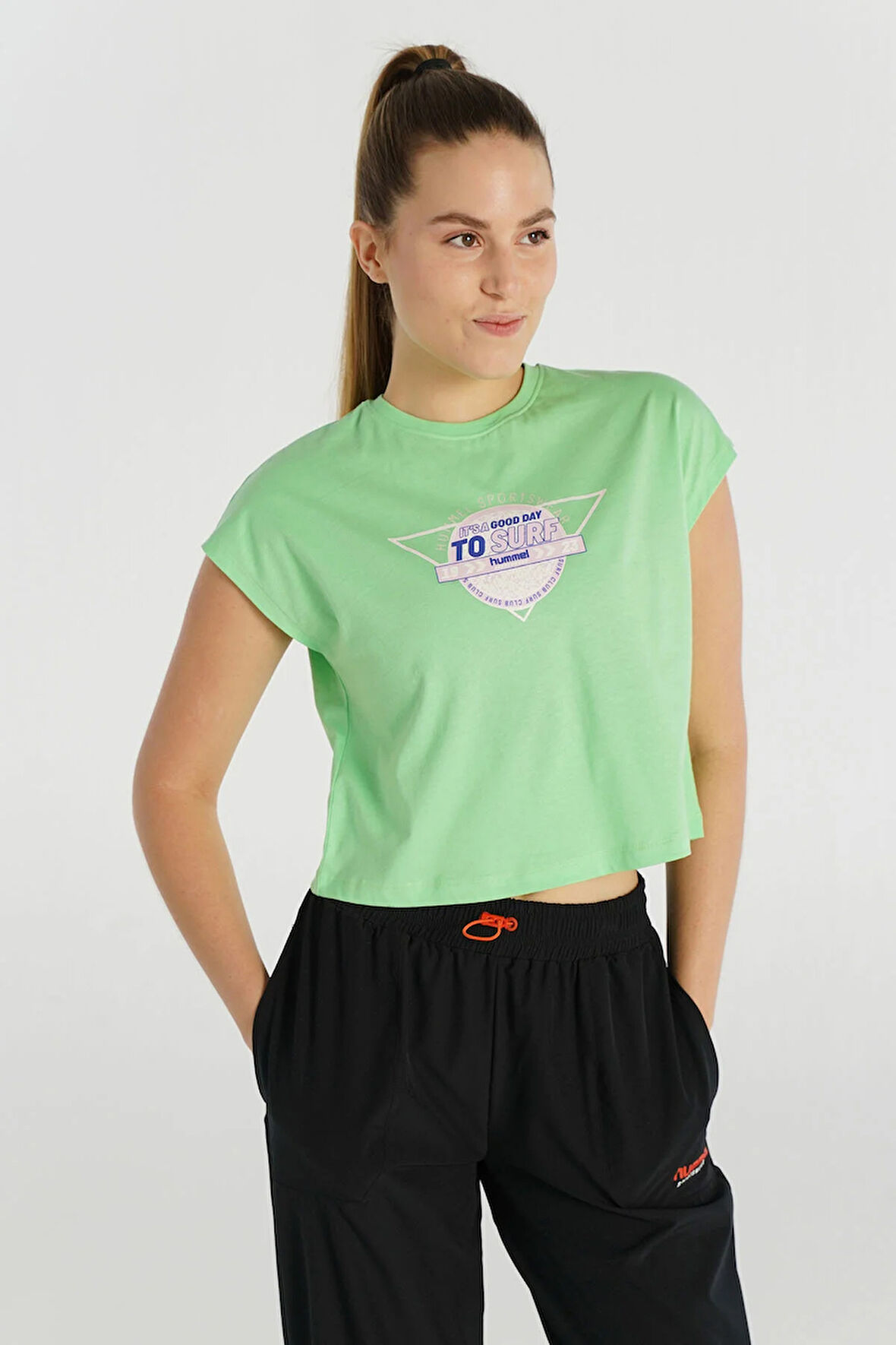 Hummel AFRA KISA KOLLU TİŞÖRT