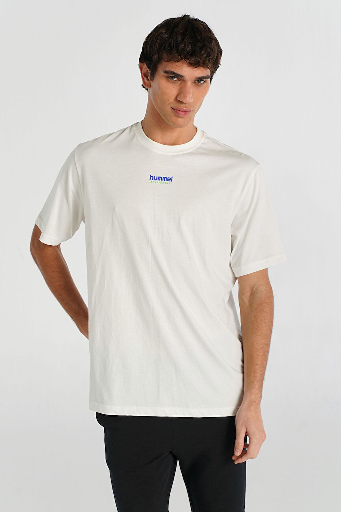 Hummel 912132-9003 Lessi Oversize Erkek Spor Tişört