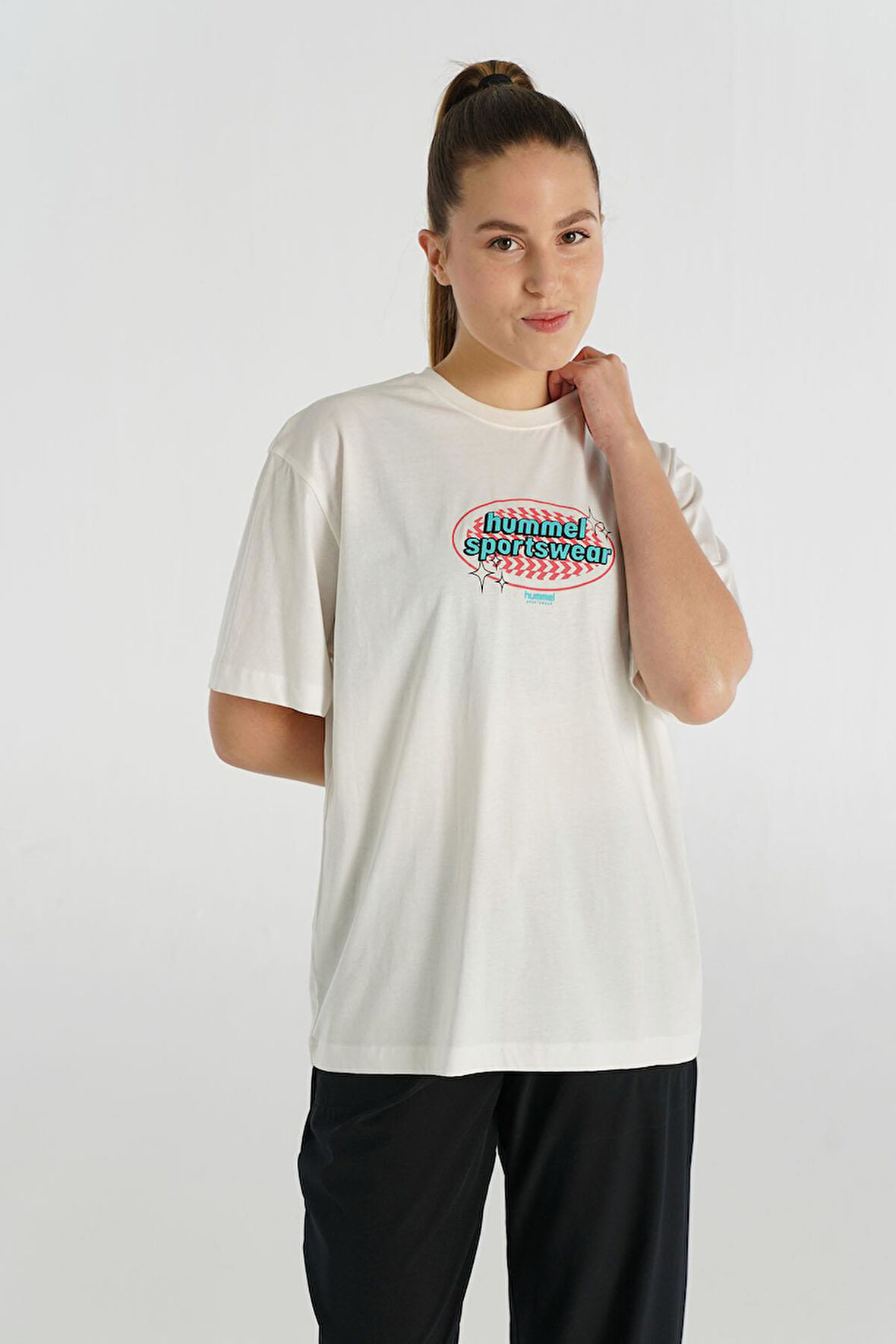 Hummel 912150-9003 Patez Oversize Kadın Spor Tişört