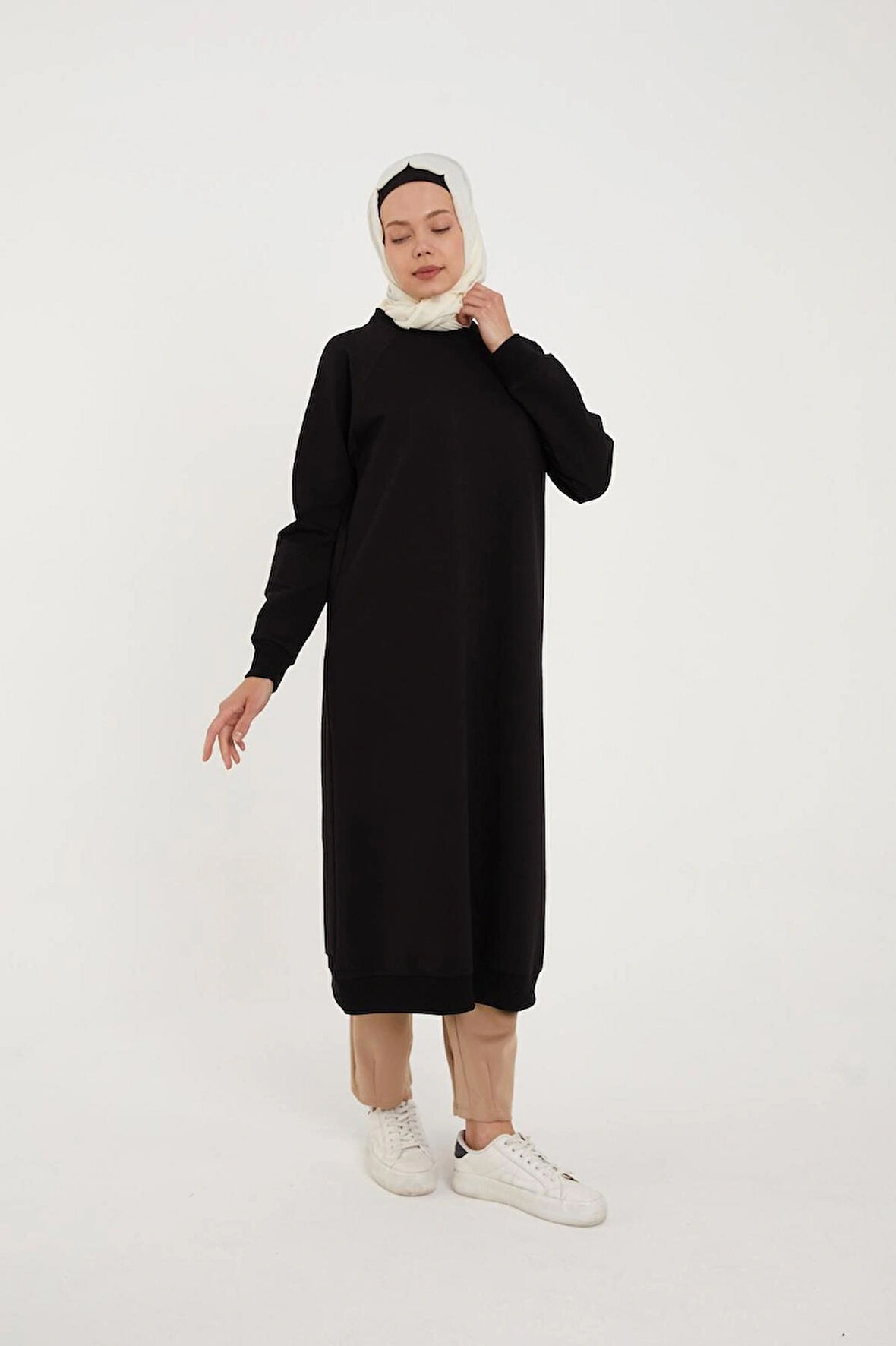 BİSİKLET YAKA UZUN SWEATSHIRT