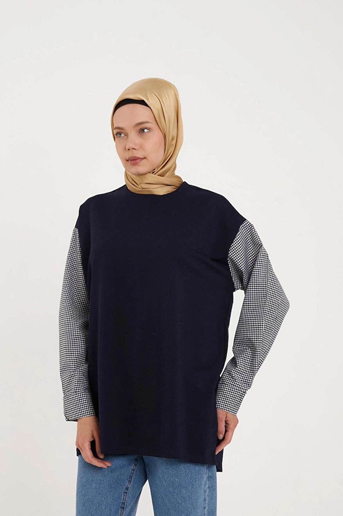 BİSİKLET YAKA SWEATSHIRT