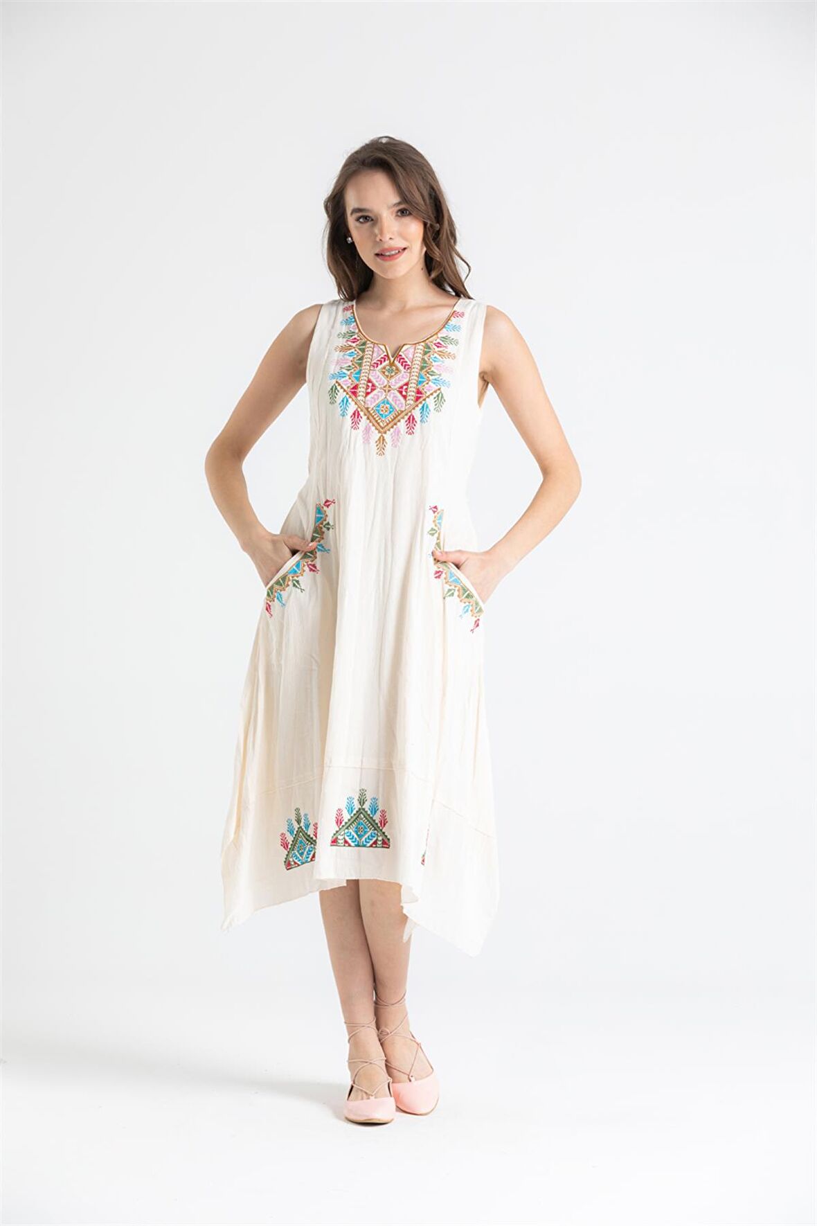 Kolsuz Şile Bezi Antik Nakışlı Midi Boy Elbise Krem Krm