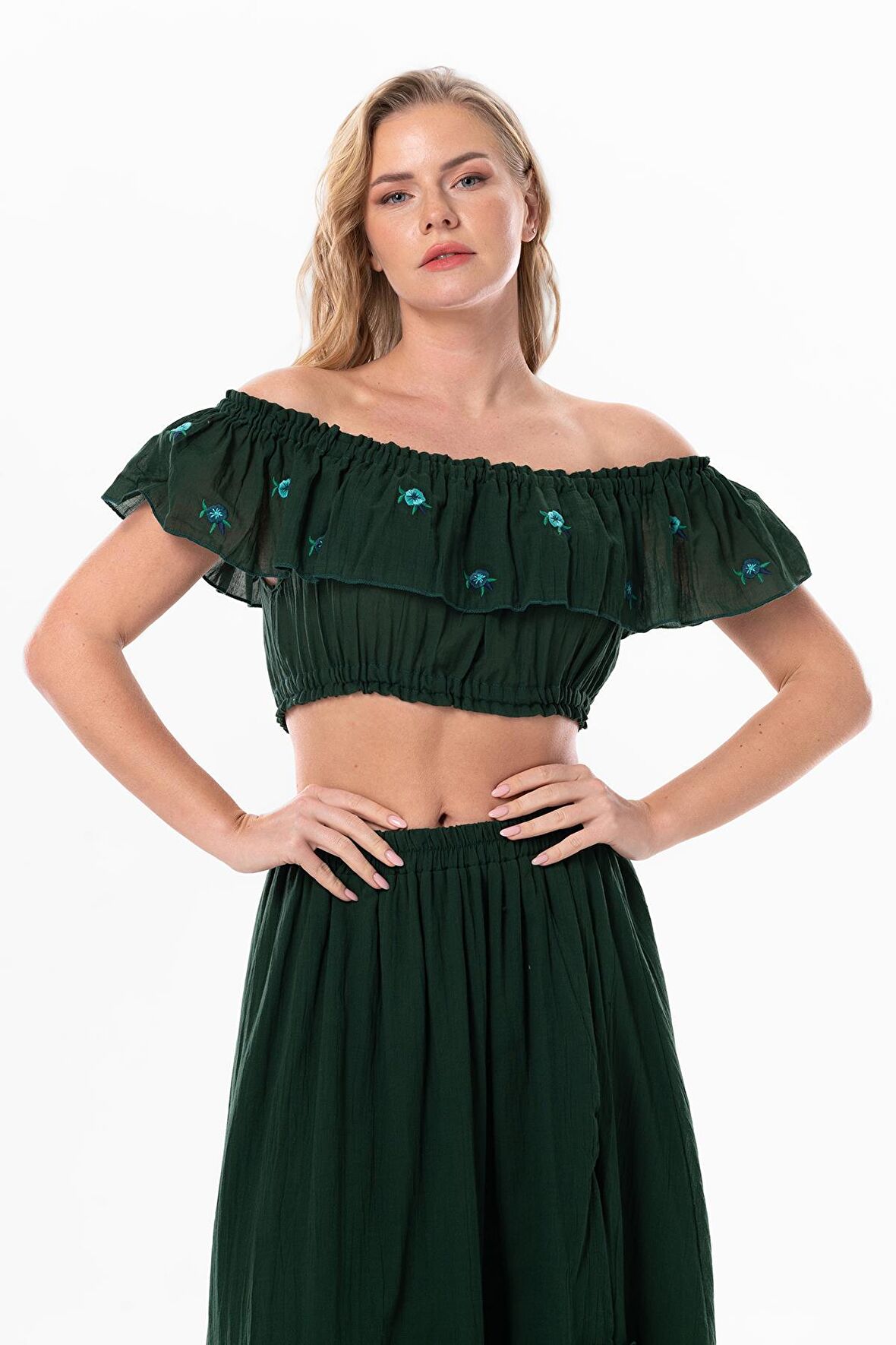 Lavinya Vual Lastik Detaylı Nakışlı Yazlık Crop Bluz Yeşil Ysl