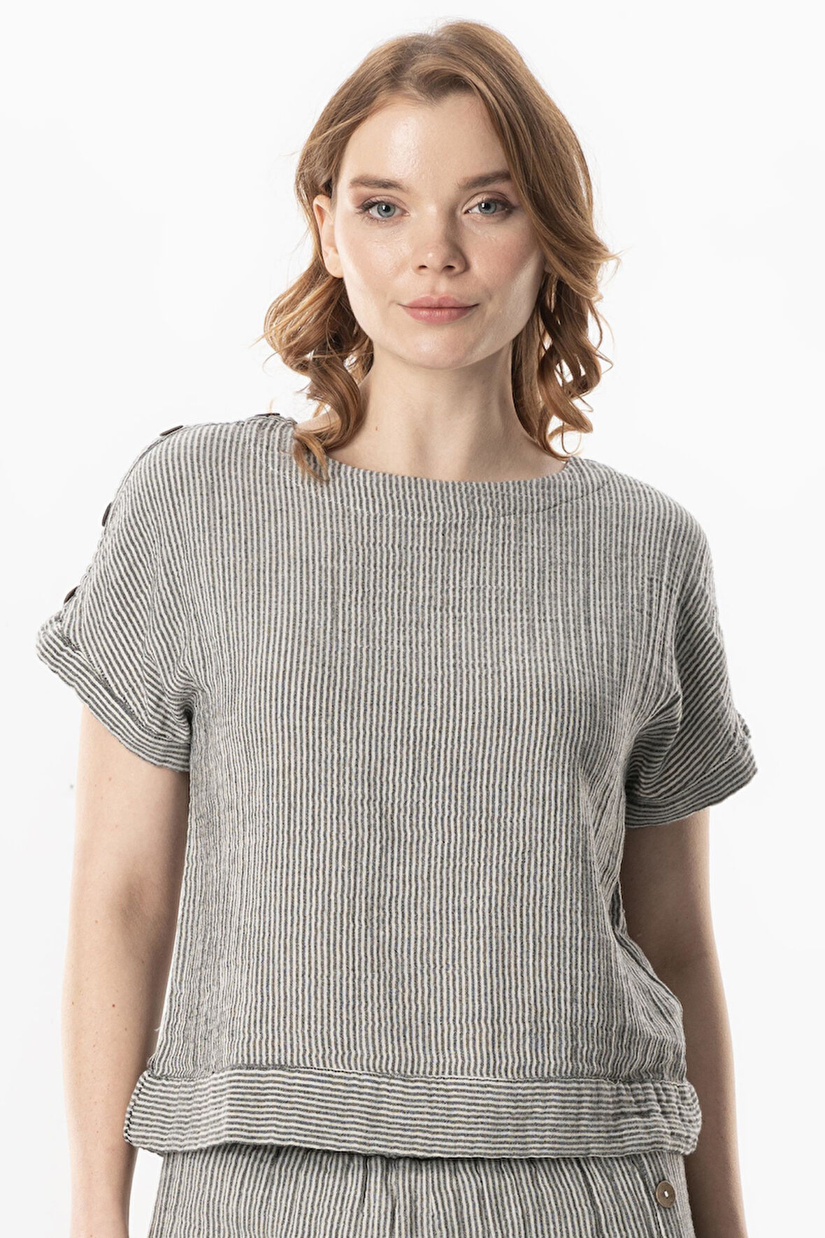 Kısa Kol Serap Bisiklet Yaka Müslin Yazlık Bluz Siyah/Beyaz Syh/Byz