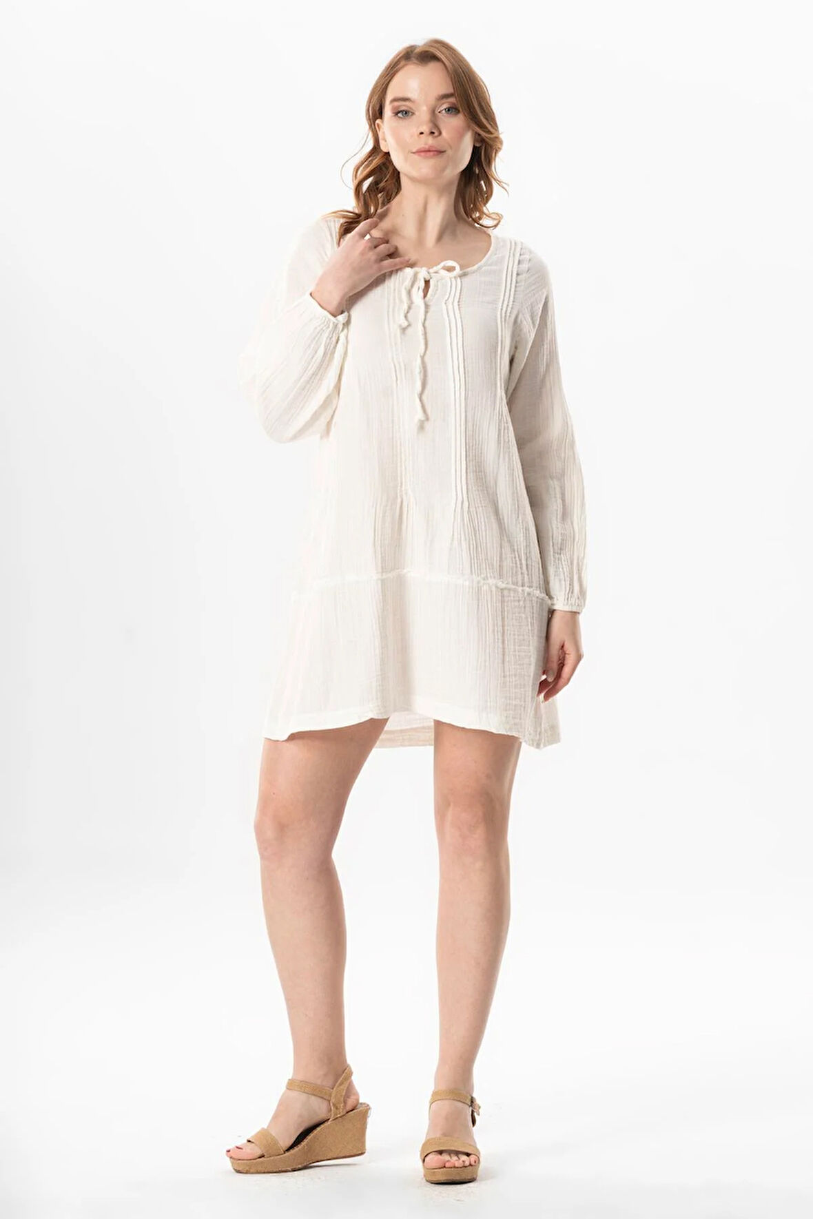 Uzun Kol Göksel Bağlama Detaylı Kısa Müslin Yazlık Elbise Kırık Beyaz KrkByz