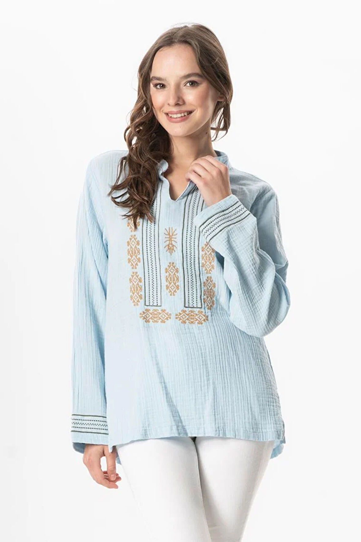 Uzun Kol İbiza Nakışlı Kadın Müslin Yazlık Tshirt Buz Mavi Bmv