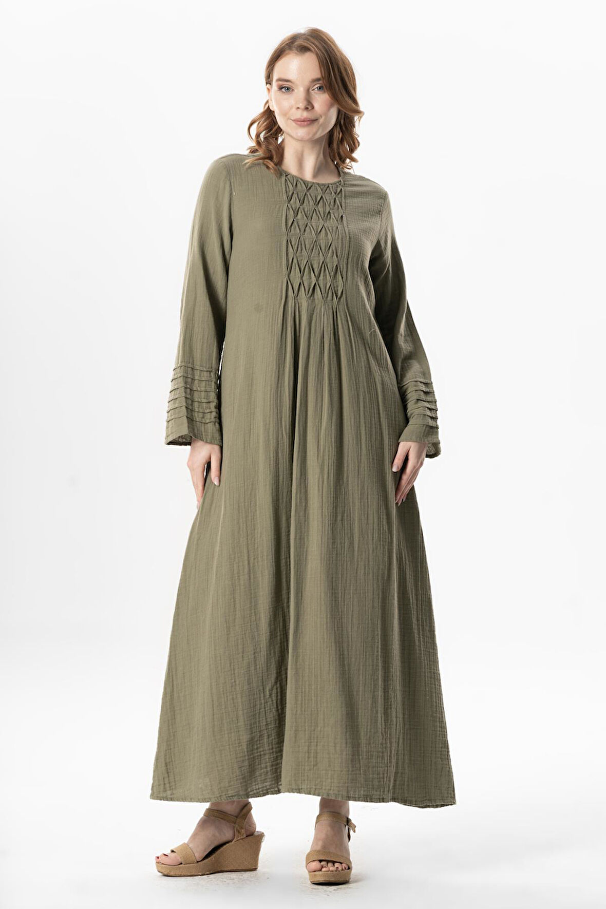 Uzun Kol Şahika Nervür Detaylı Uzun Müslin Yazlık Elbise Haki Hk
