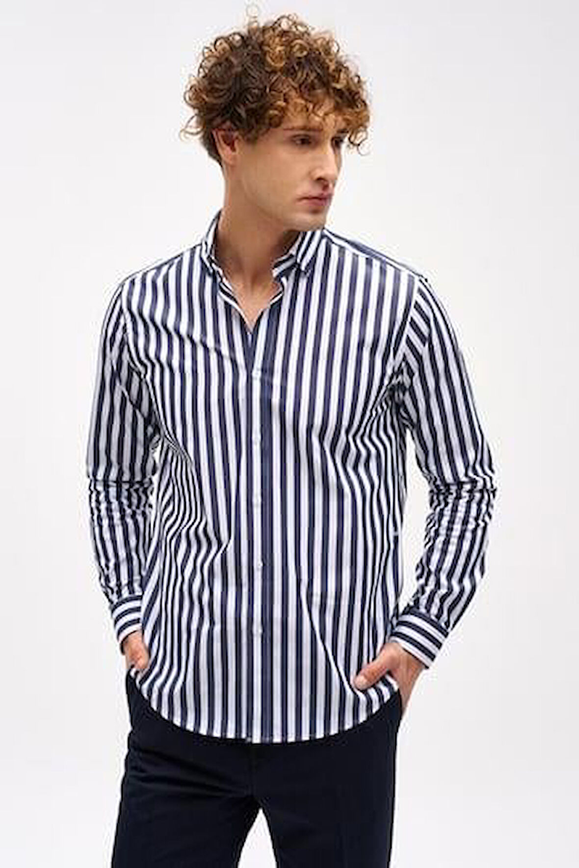 Lacivert Dynamic Fit  Düğmeli Yaka Çizgili Uzun Kollu Cepsiz %100 Pamuk Gömlek