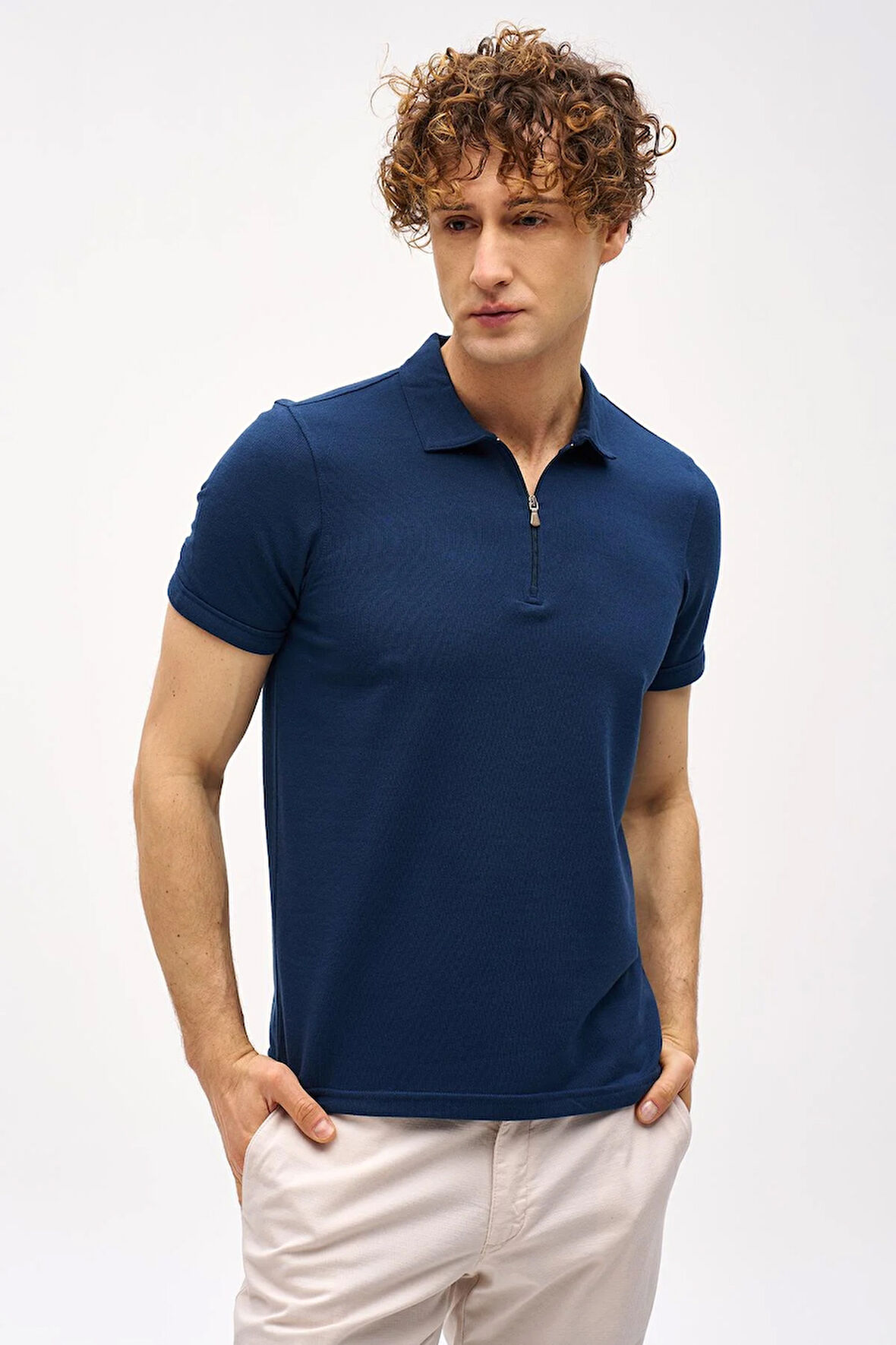 ERKEK LACİVERT STANDART POLO YAKA FERMUARLI TİŞÖRT