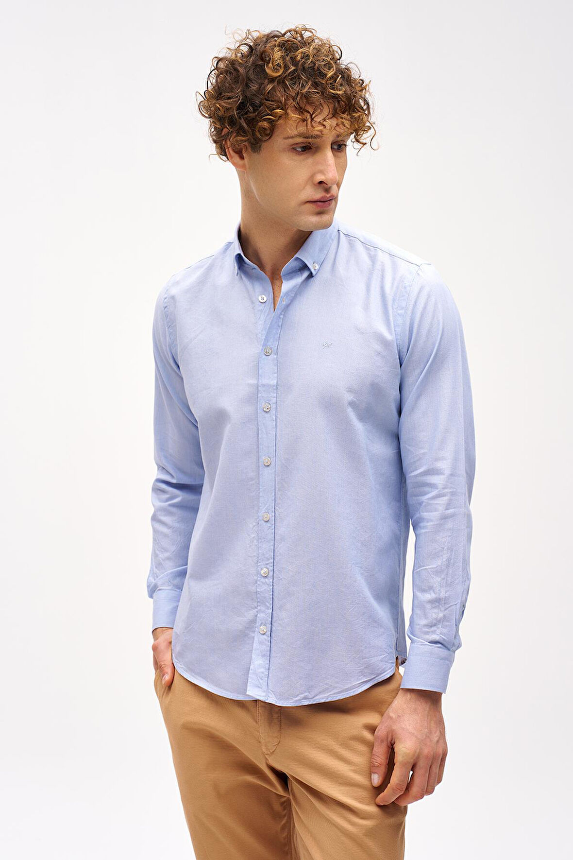 Mavi Dynamic Fit  Düğmeli Yaka Düz Uzun Kollu Cepsiz Pamuklu Gömlek