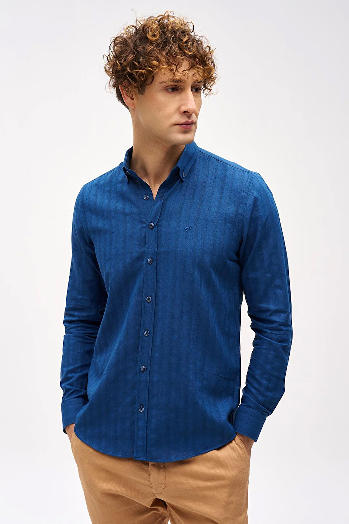 Lacivert Dynamic Fit  Düğmeli Yaka Çizgili Uzun Kollu Cepsiz %100 Pamuk Gömlek